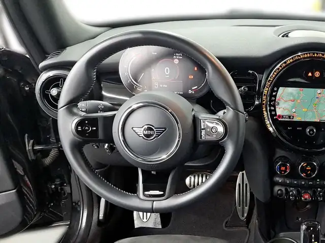 MINI Hatch view 13