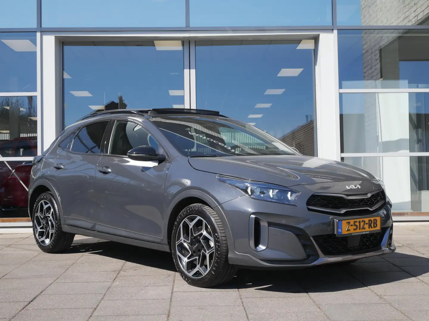 Kia XCeed 1.5 T-GDi GT-Line | Cruise | Camera | Navi | Schui Grau - 2