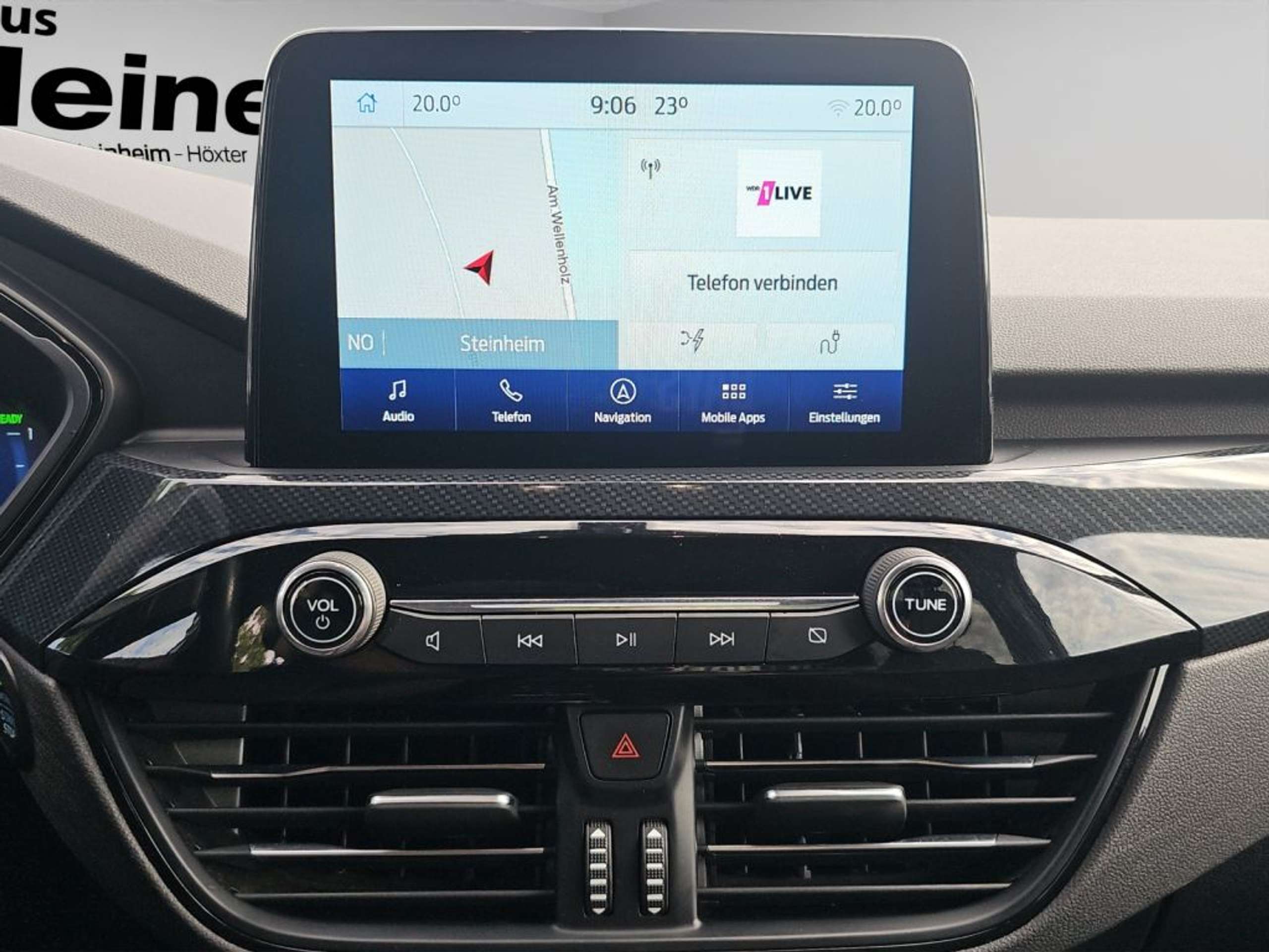 Fahrzeugabbildung Ford Kuga 2.5 Duratec PHEV ST-LINE - mit KI generiert/bearbeitet
