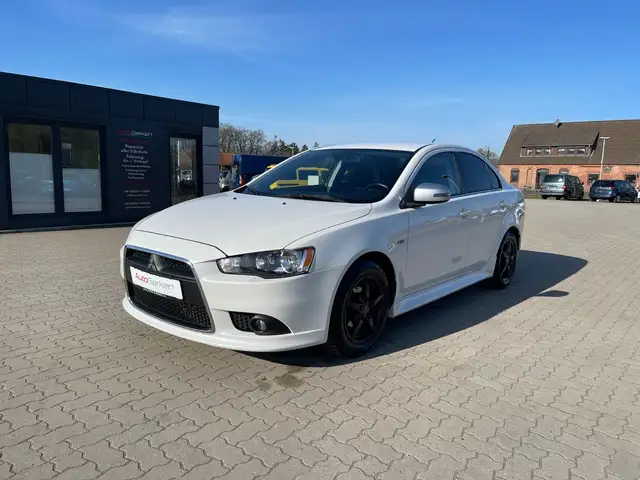 Mitsubishi Lancer Lim. Diamant Edition 2HD abn. AHK 4trg.