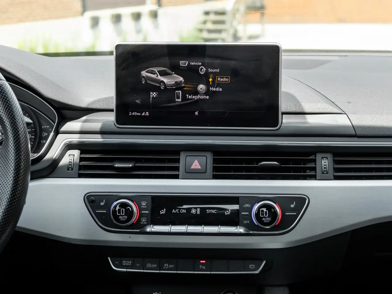 Audi A4 снимка Audi A4