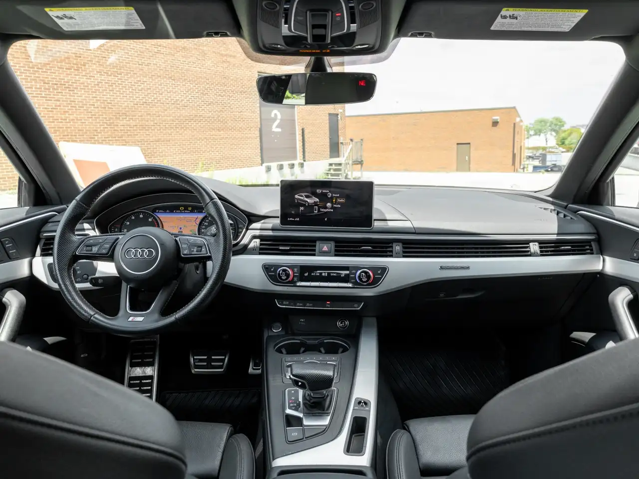 Audi A4 снимка Audi A4