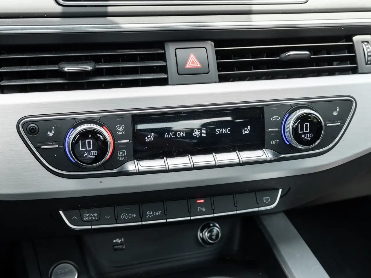 Audi A4 снимка Audi A4