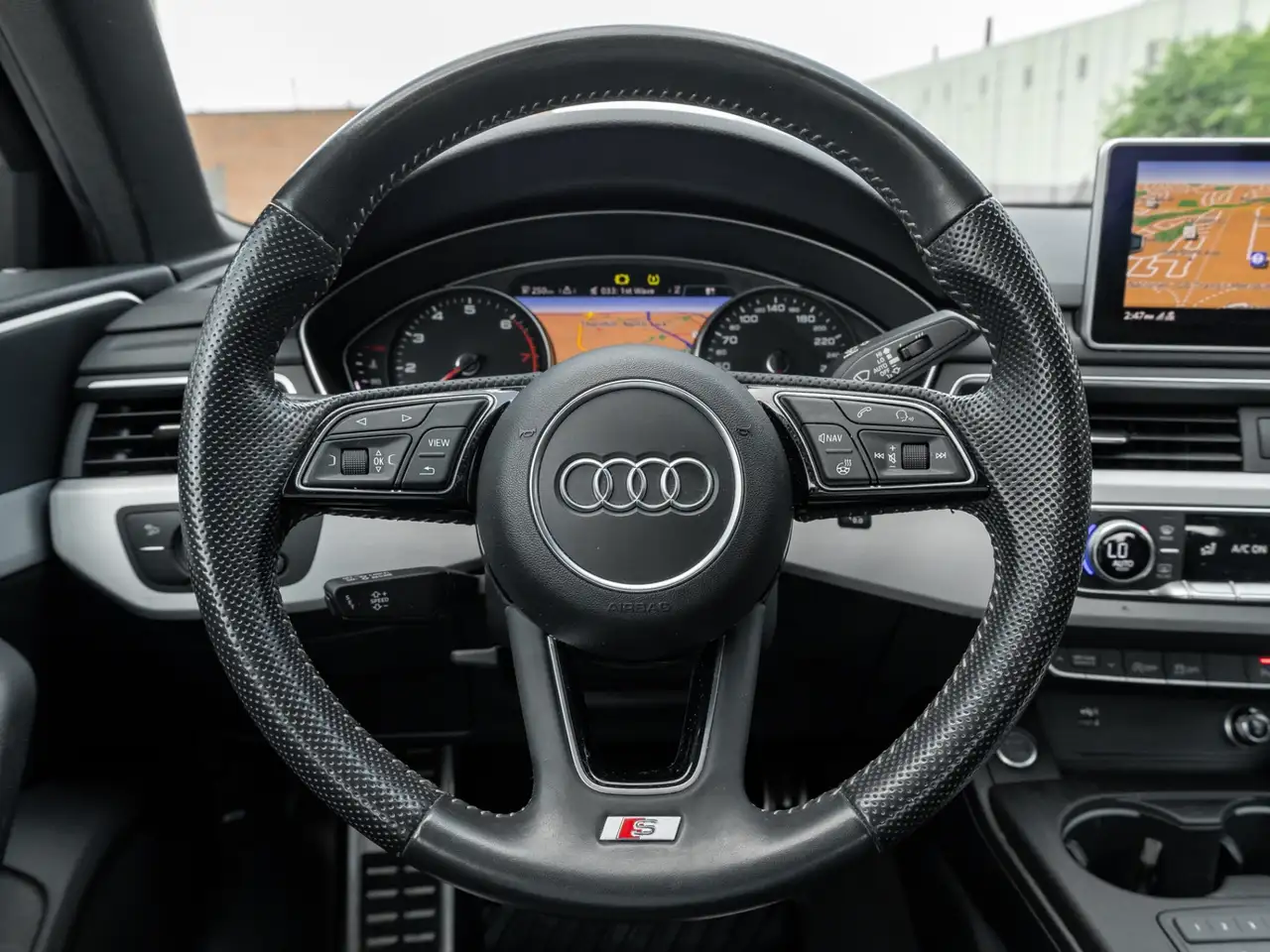 Audi A4 снимка Audi A4