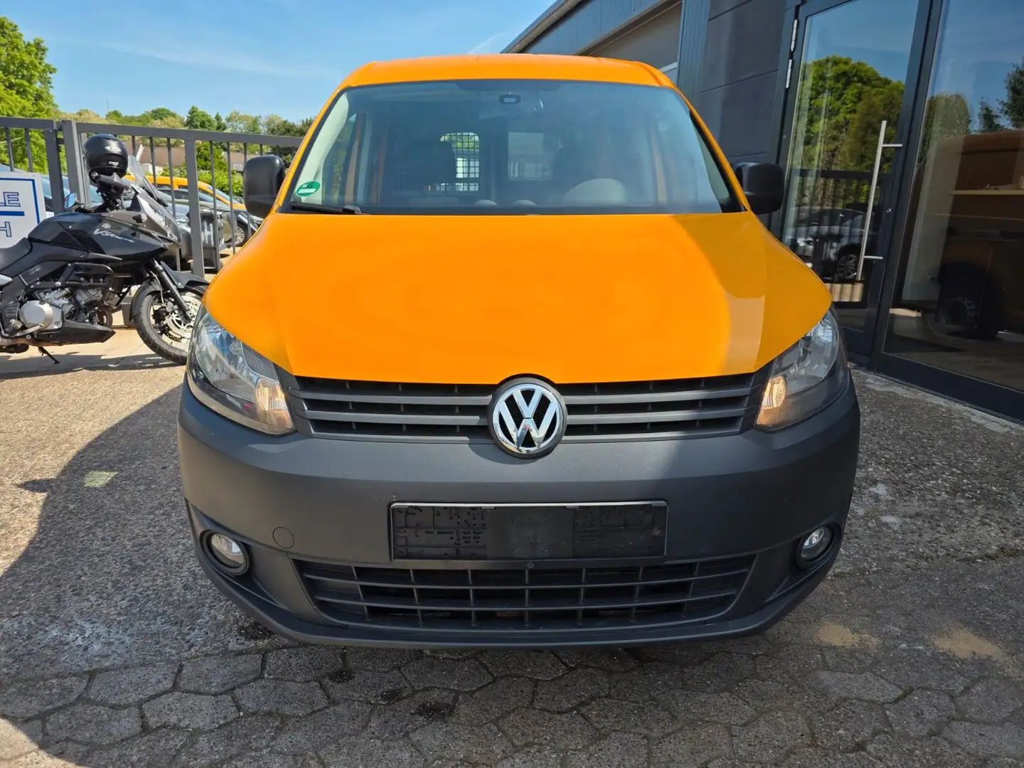 Volkswagen Caddy Kasten/Kombi Maxi 1.6TDI 75KW DSG Navi Amarillo - 2