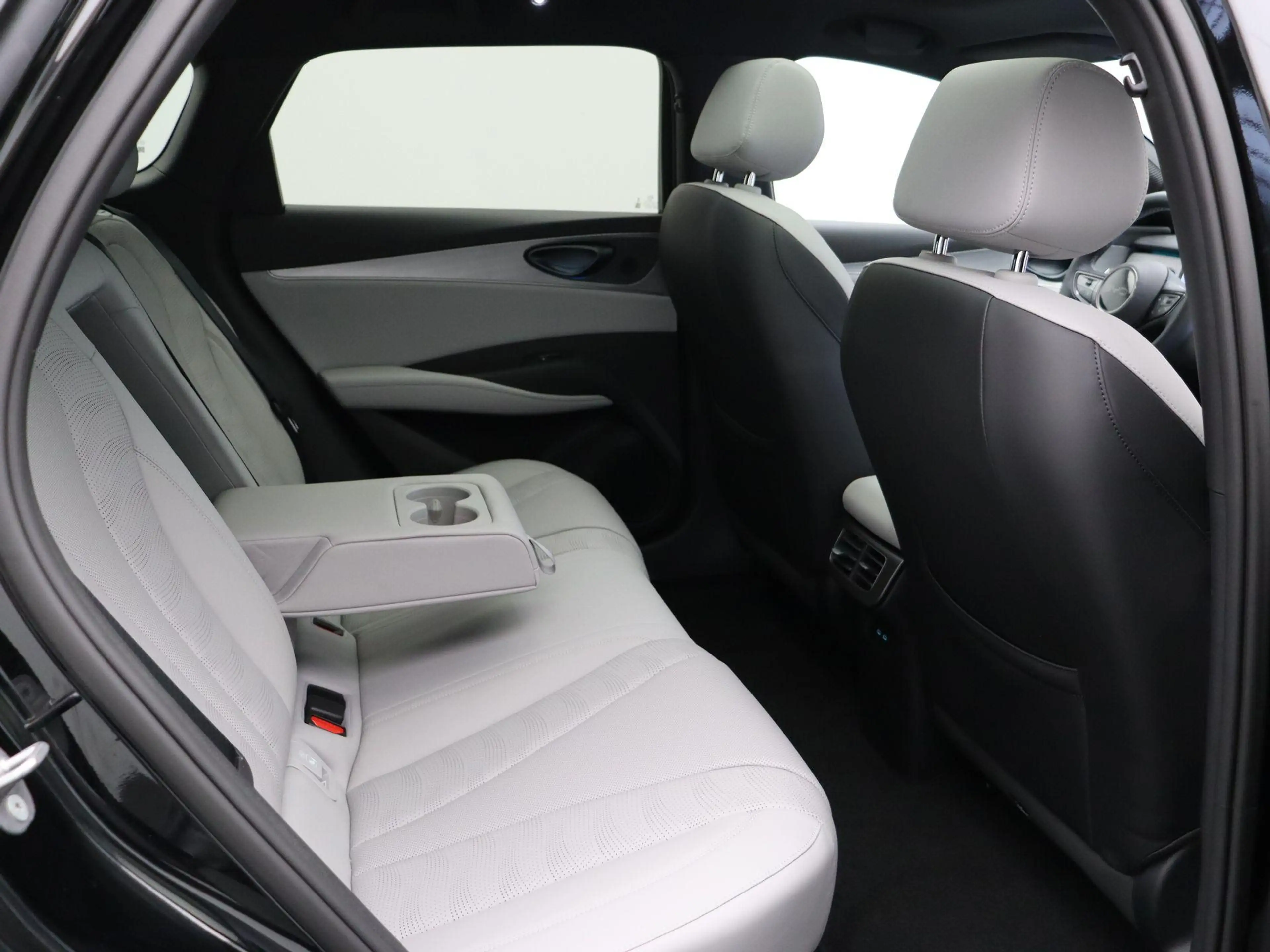 BYD Seal 6 Touring 1.5 DM-i Comfort | Binnenkort Verwacht | P — photo 7