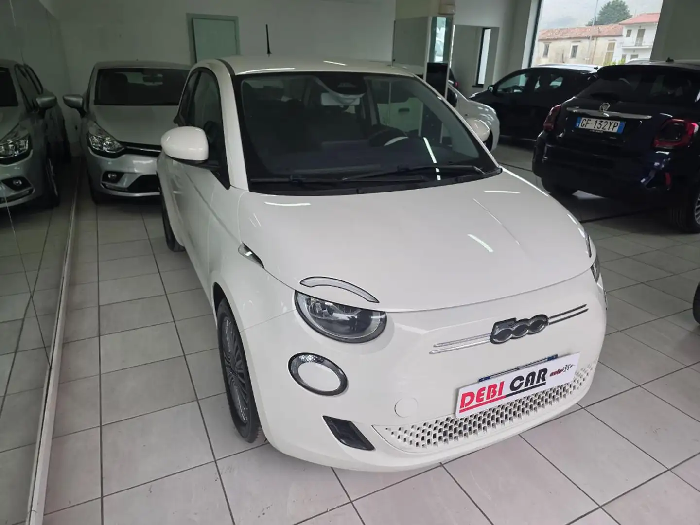 Fiat 500e 42 kWh Icon Blanc - 1