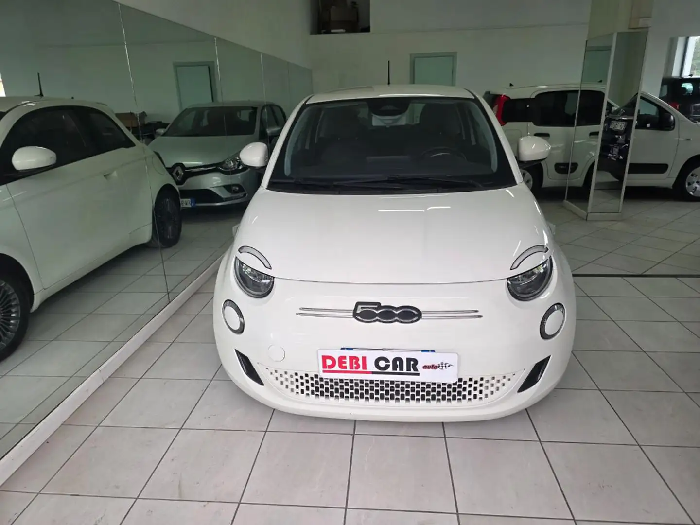 Fiat 500e 42 kWh Icon Blanc - 2