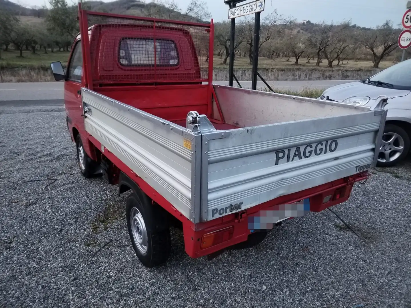 Piaggio Porter 1.3 benzina 4x4 RIBALTABILE Rojo - 2