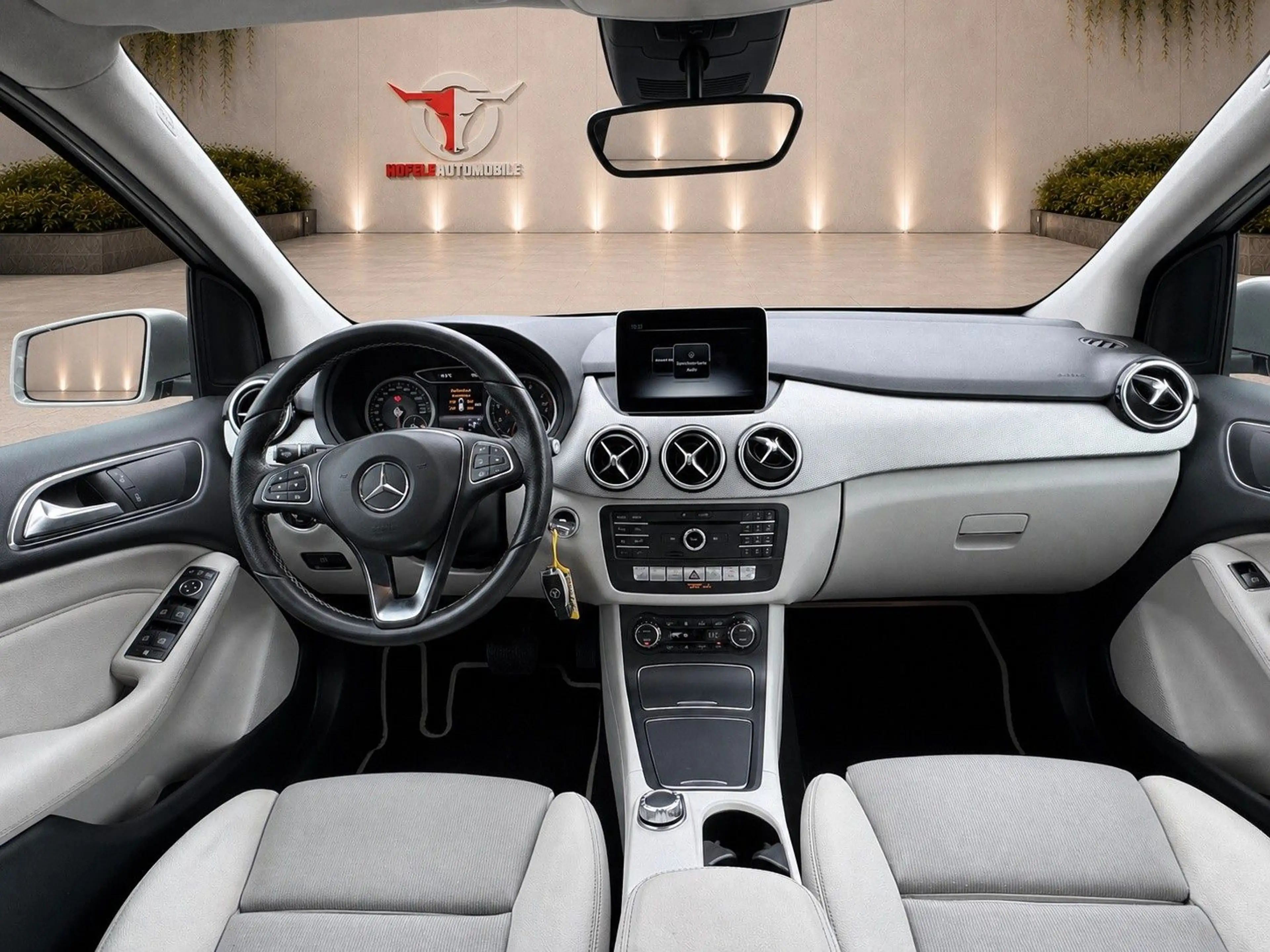 Mercedes-Benz B 220 4Matic**ACC/KLIMA/NAVI/LED/AMBIENTE** — photo 14
