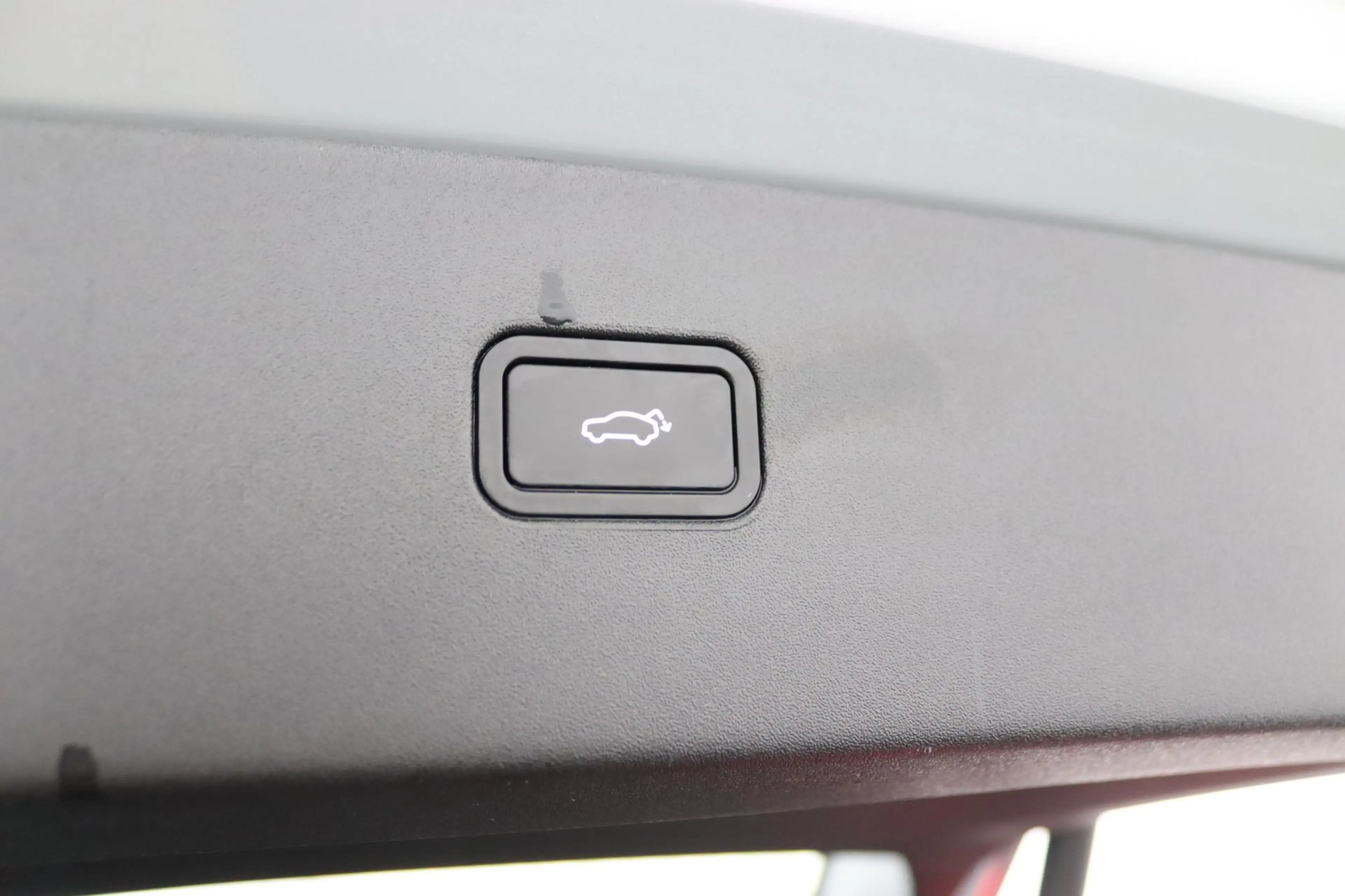 Volvo EX30 Single Motor Extended Range Plus 69 kWh | SoH 97% — photo 14