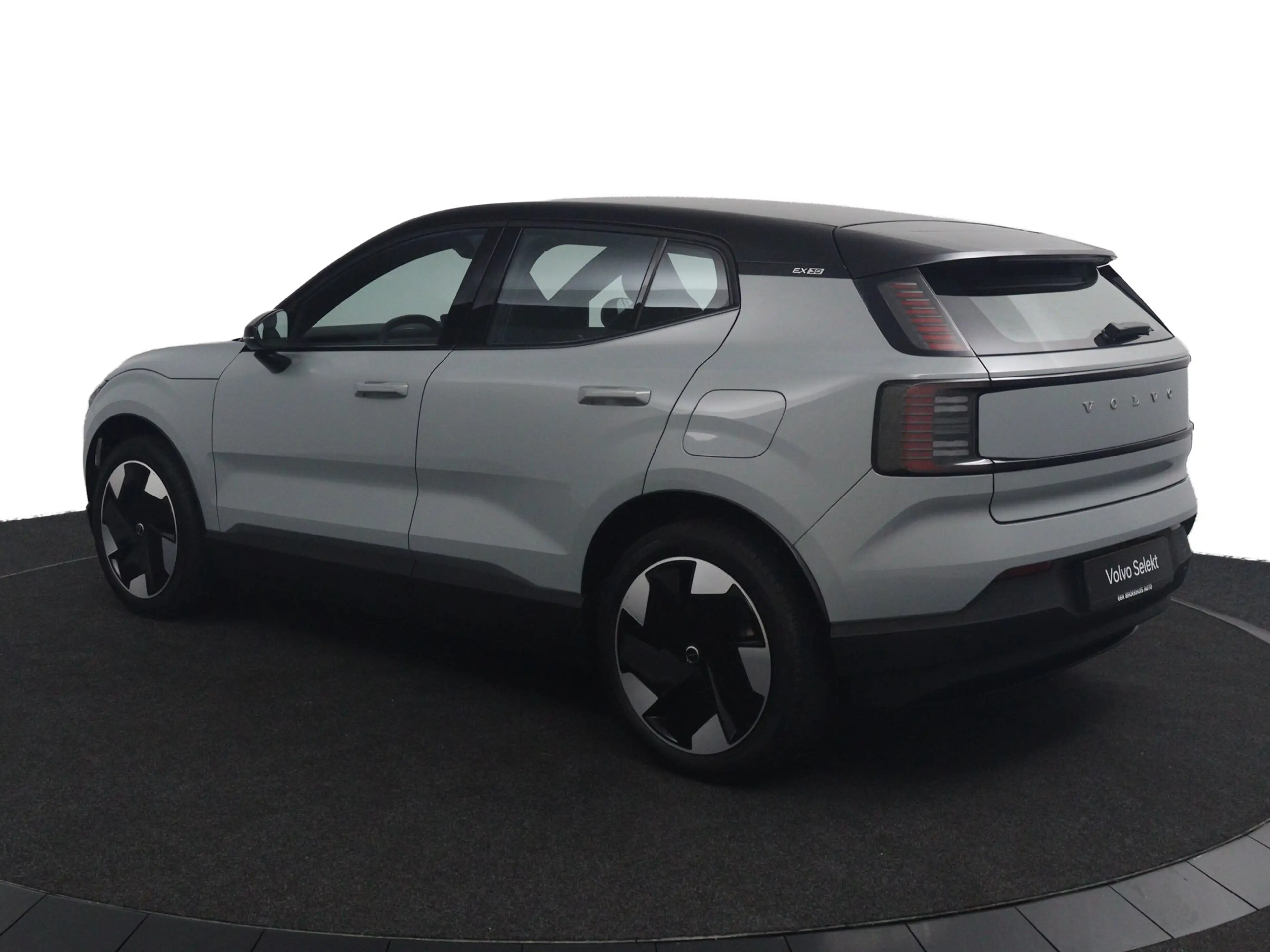 Volvo EX30 Single Motor Extended Range Plus 69 kWh | SoH 97% — photo 26
