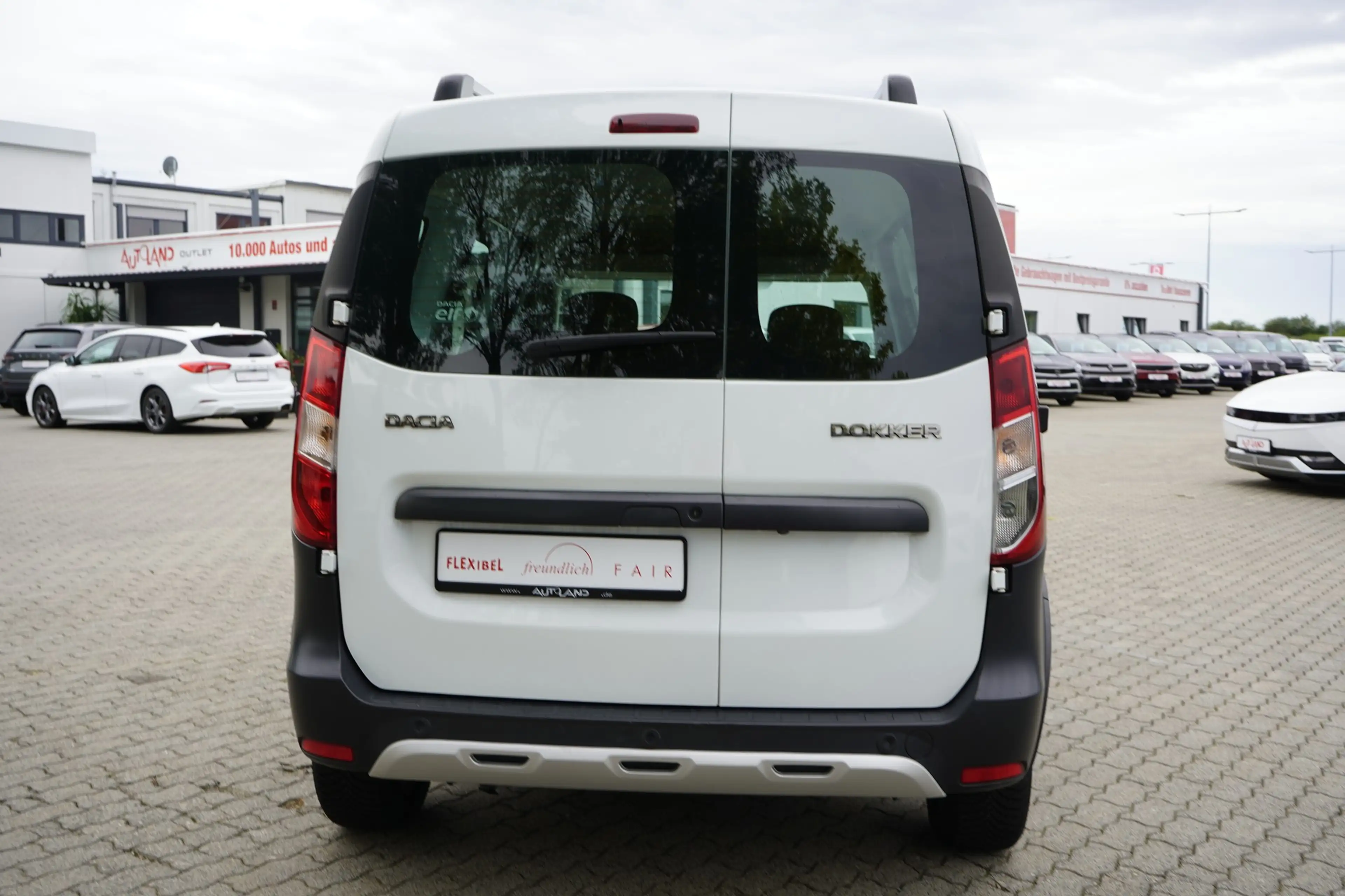 Dacia Dokker Stepway 1.6 SCe Navi Tempomat PDC Kamera — photo 5