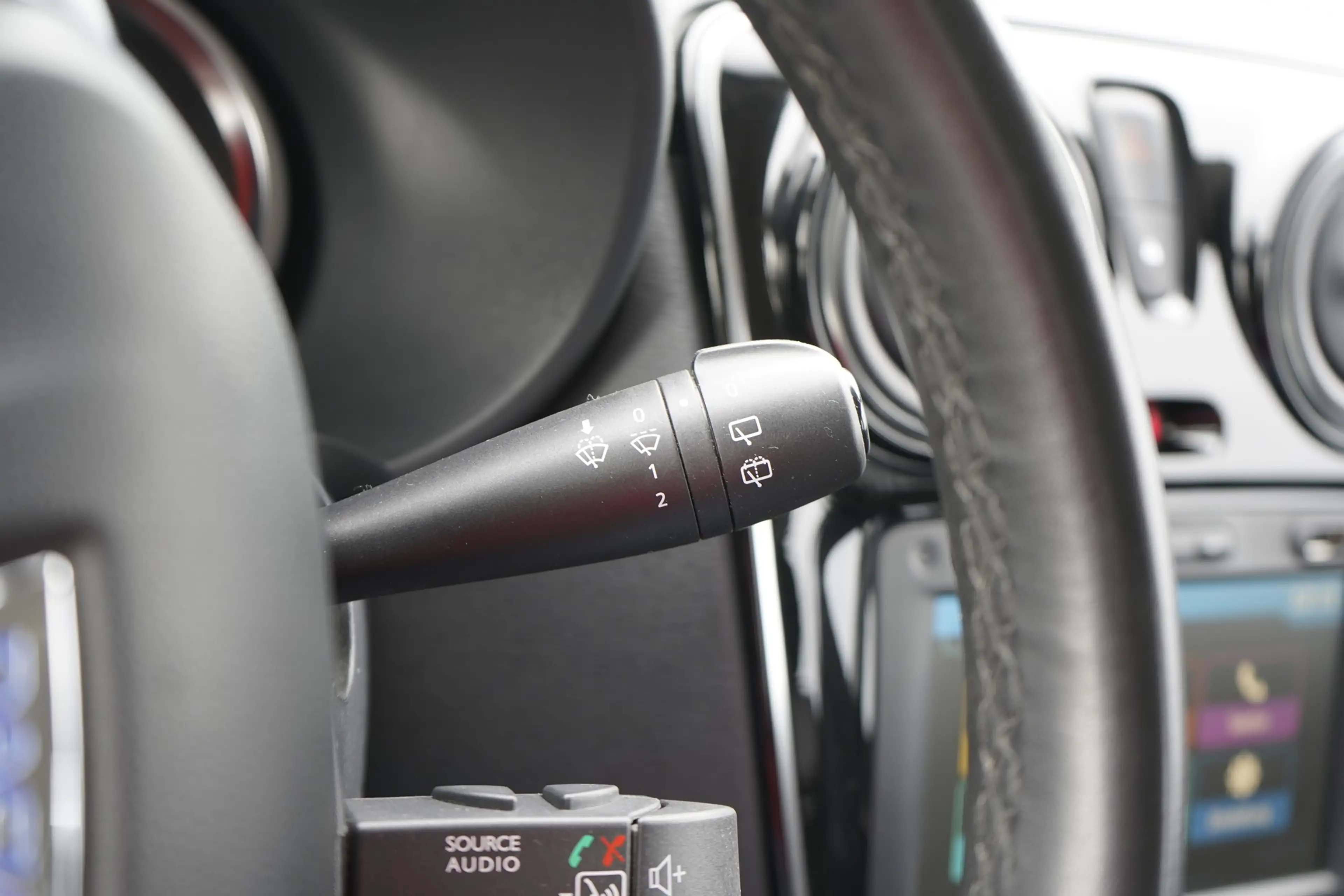 Dacia Dokker Stepway 1.6 SCe Navi Tempomat PDC Kamera — photo 13