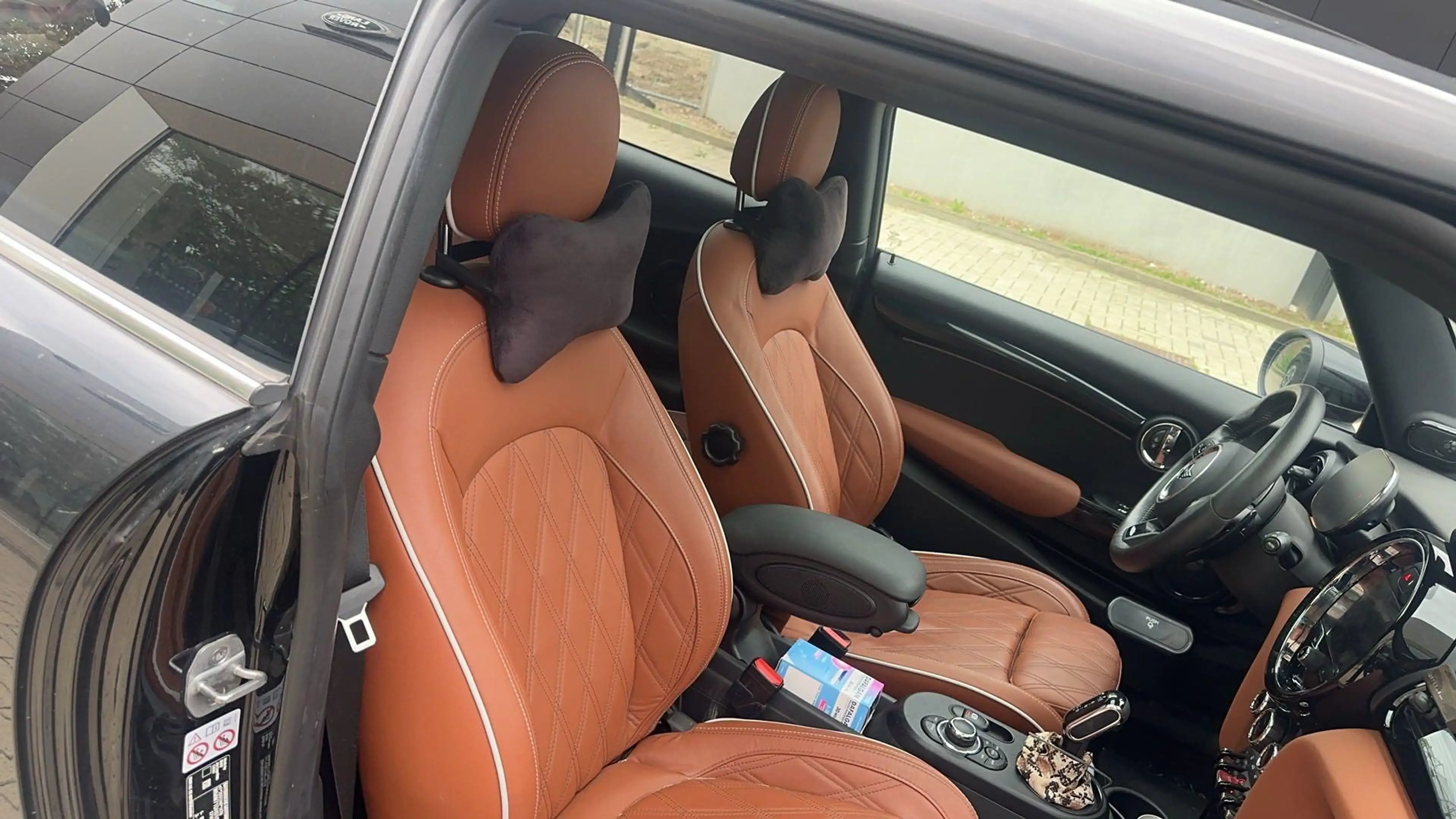 MINI John Cooper Works Cooper — photo 9