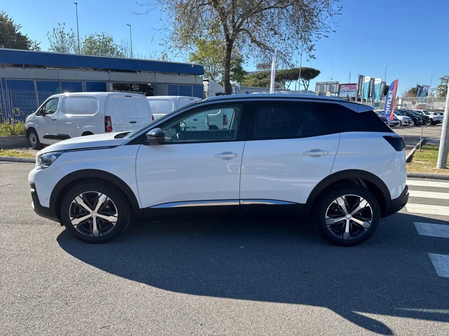Peugeot 3008 BlueHDI 120 S&S Allure Bianco - 2