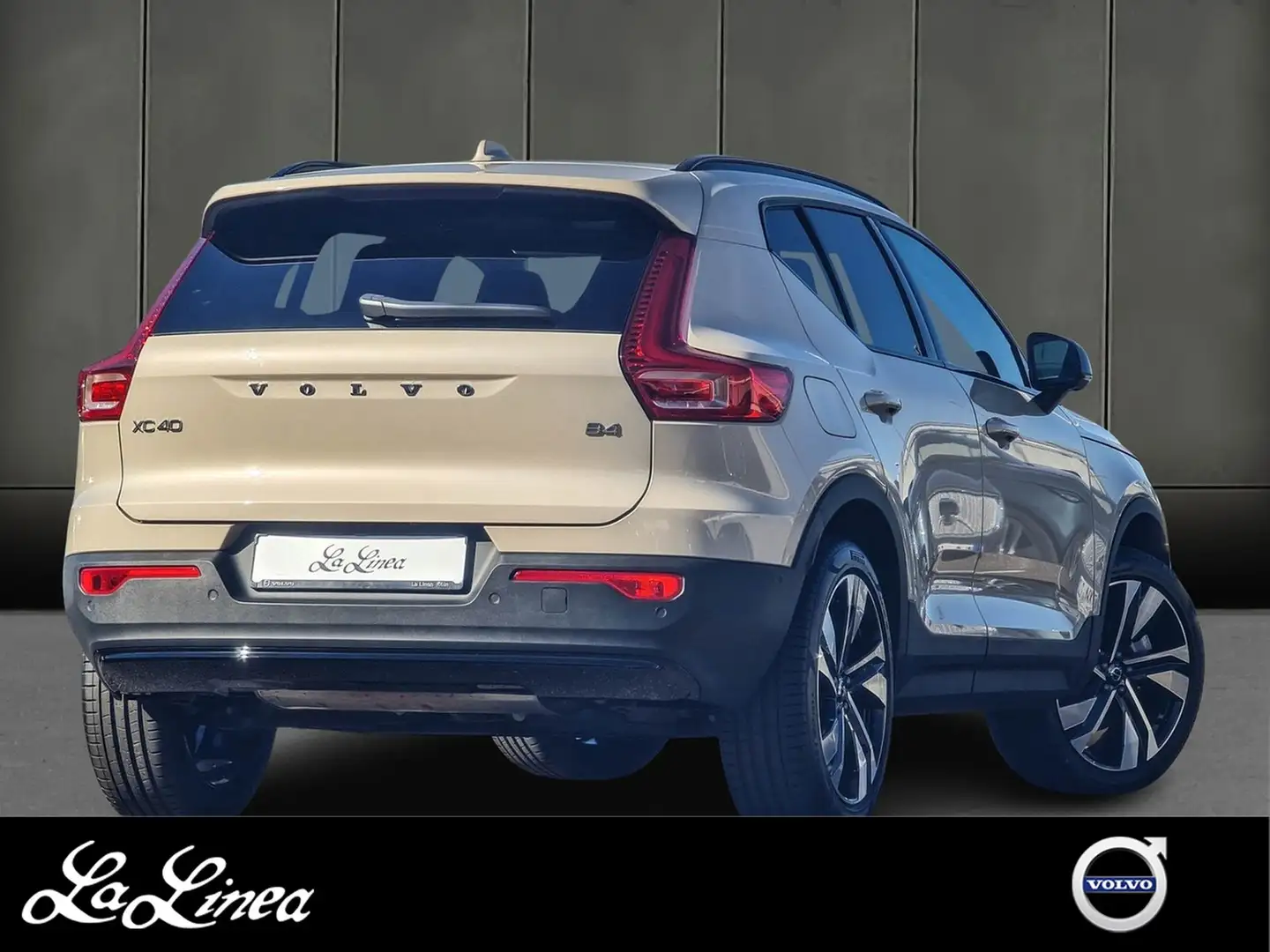 Volvo XC40 B4 Ultra Dark Leder*Pixel*Pano*Memory Beige - 2
