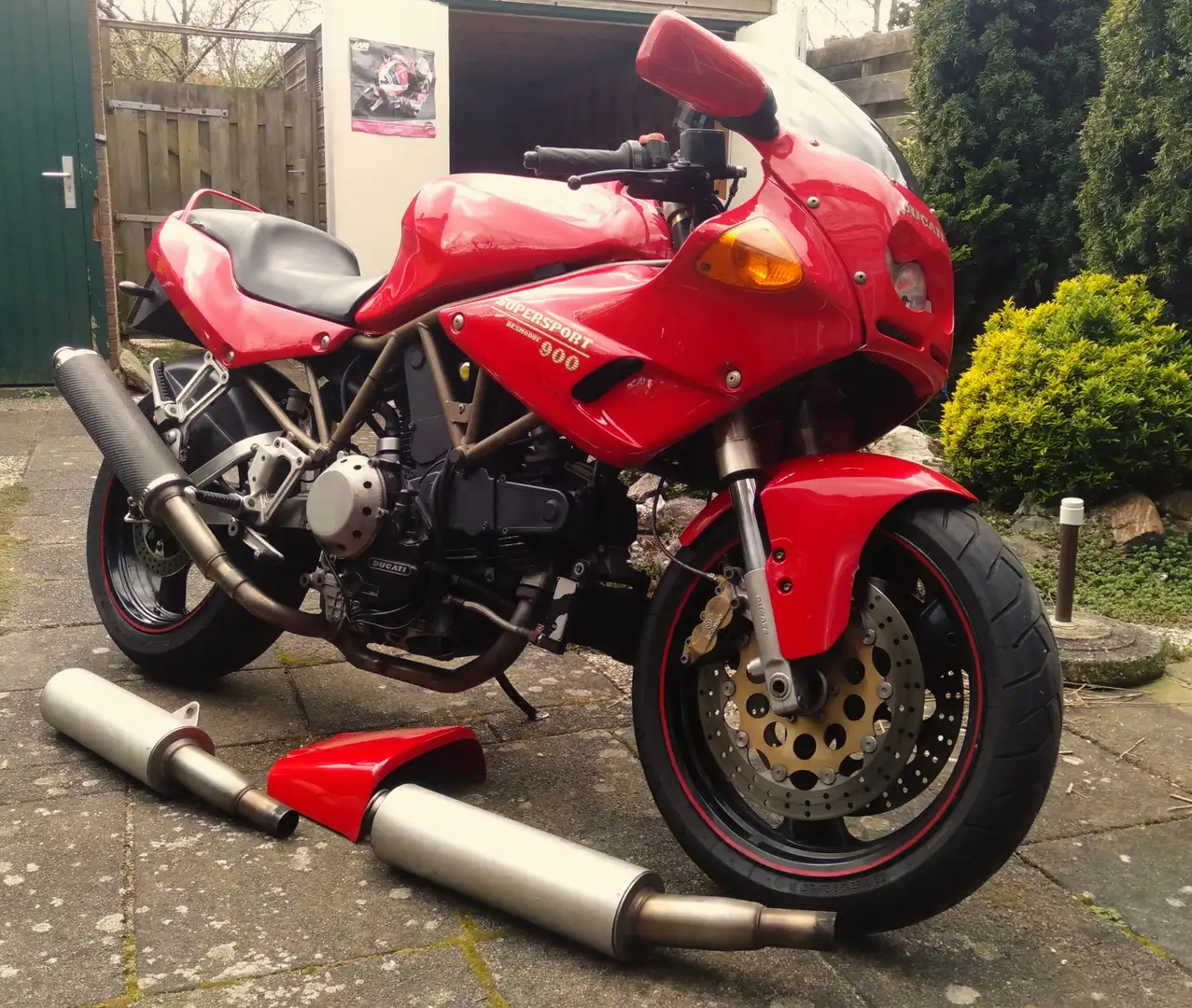 Ducati 900 SS Nuda (Cafe Racer) Kırmızı - 1
