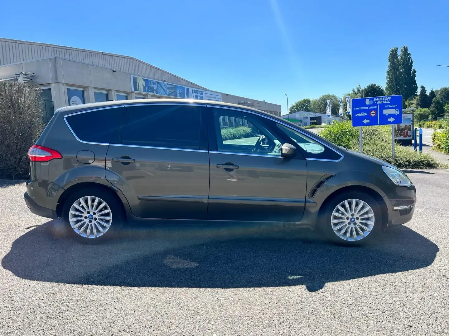 Ford S-Max 2.0 TDCi Titanium DPF Gris - 2