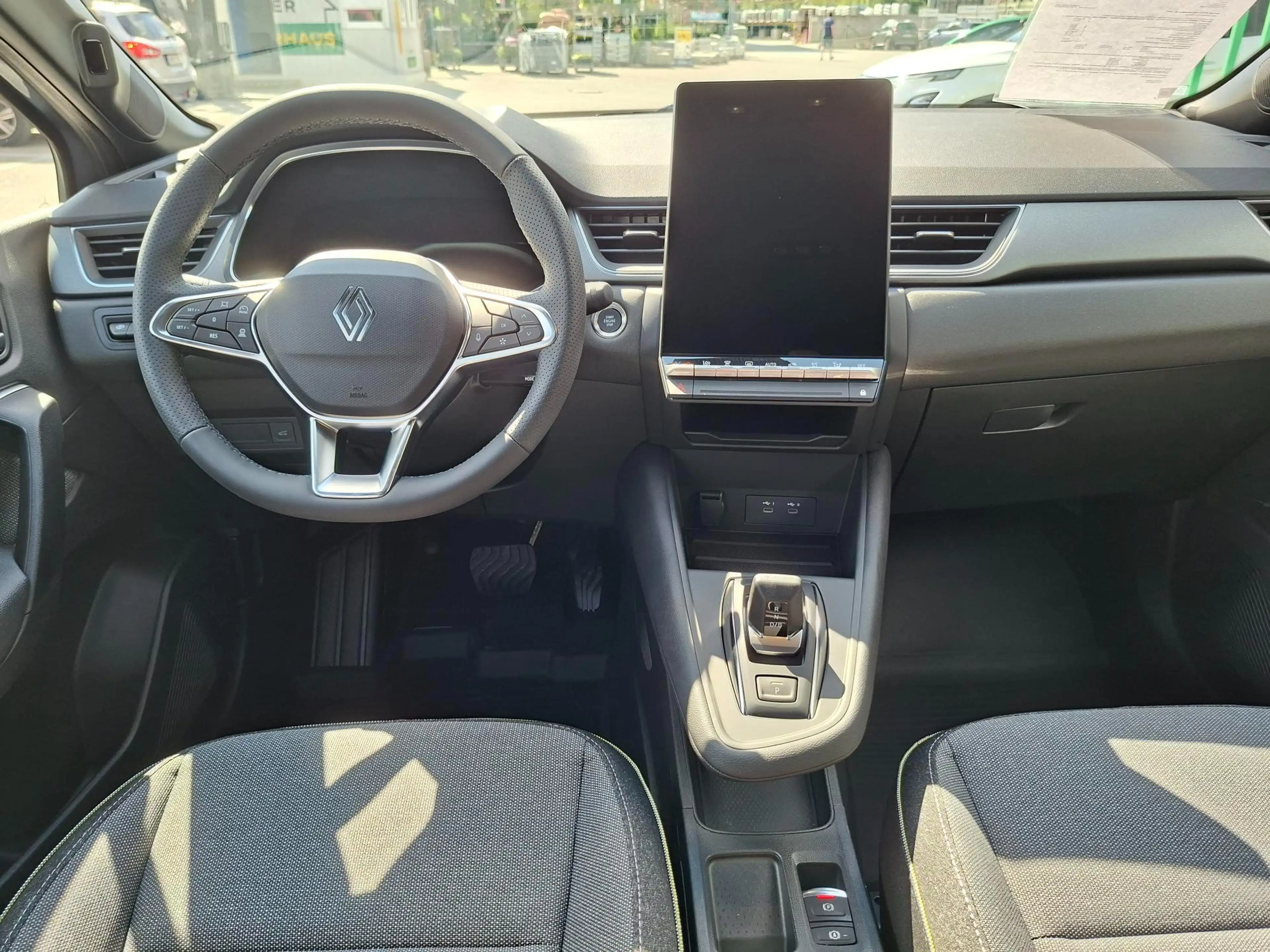 Renault Symbioz 160 E-Tech Full Hybrid Techno — photo 15