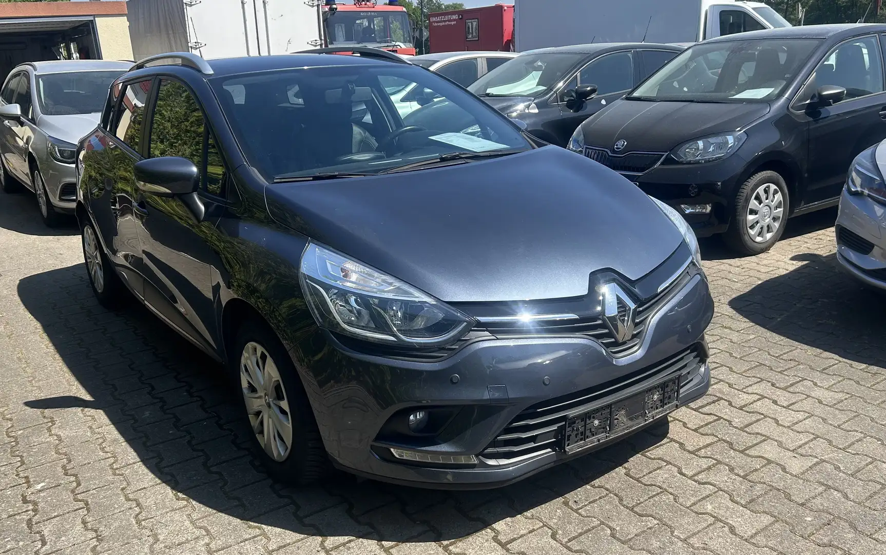 Renault Clio Grandtour 1.5 dCi Limited 1. Hand Navi PDC NSW Grau - 2