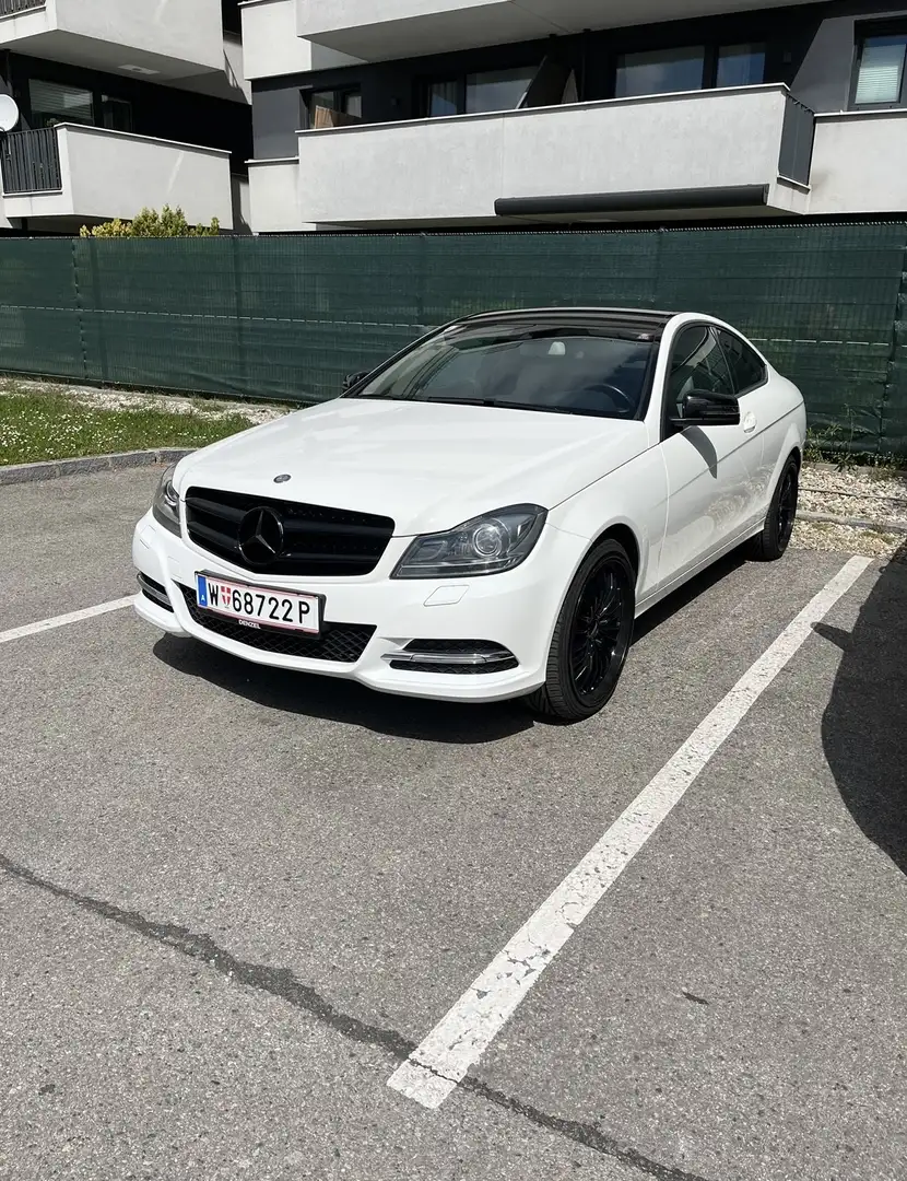 Mercedes-Benz C 200 BlueEfficiency Coupe Aut. - 1