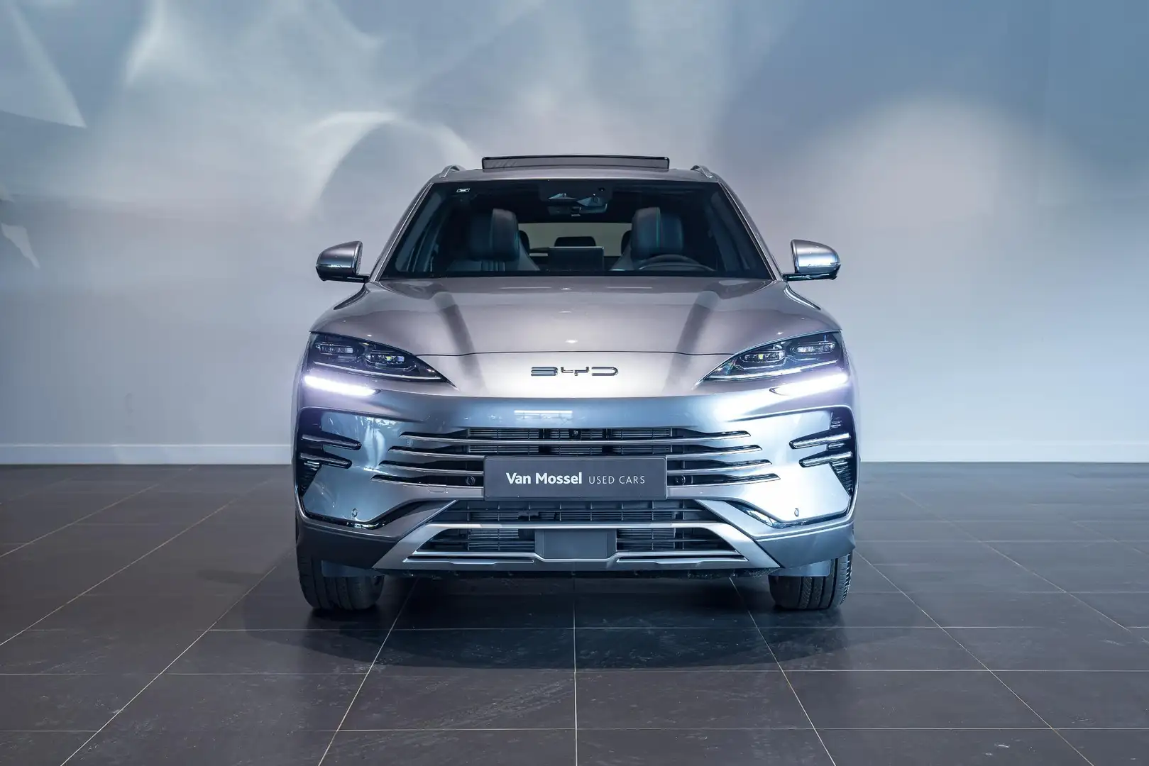 BYD Seal U DM-i PHEV Boost PANO| LEDER| HEAD UP| 360°| NAVI| Grijs - 2