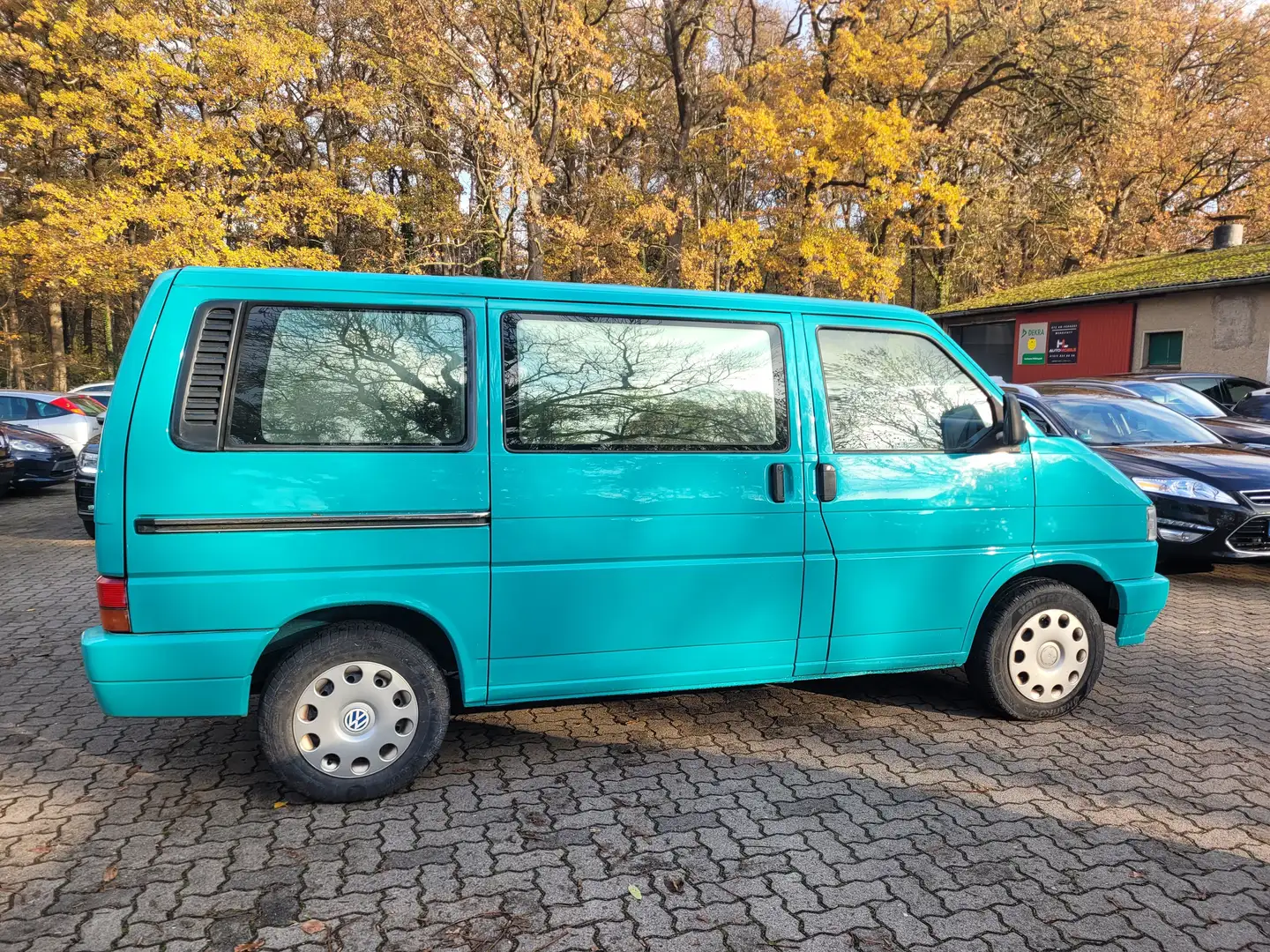 Volkswagen T4 Caravelle T4/MULTIVAN/CARAVELLE GL 70C 3F2 Grün - 2