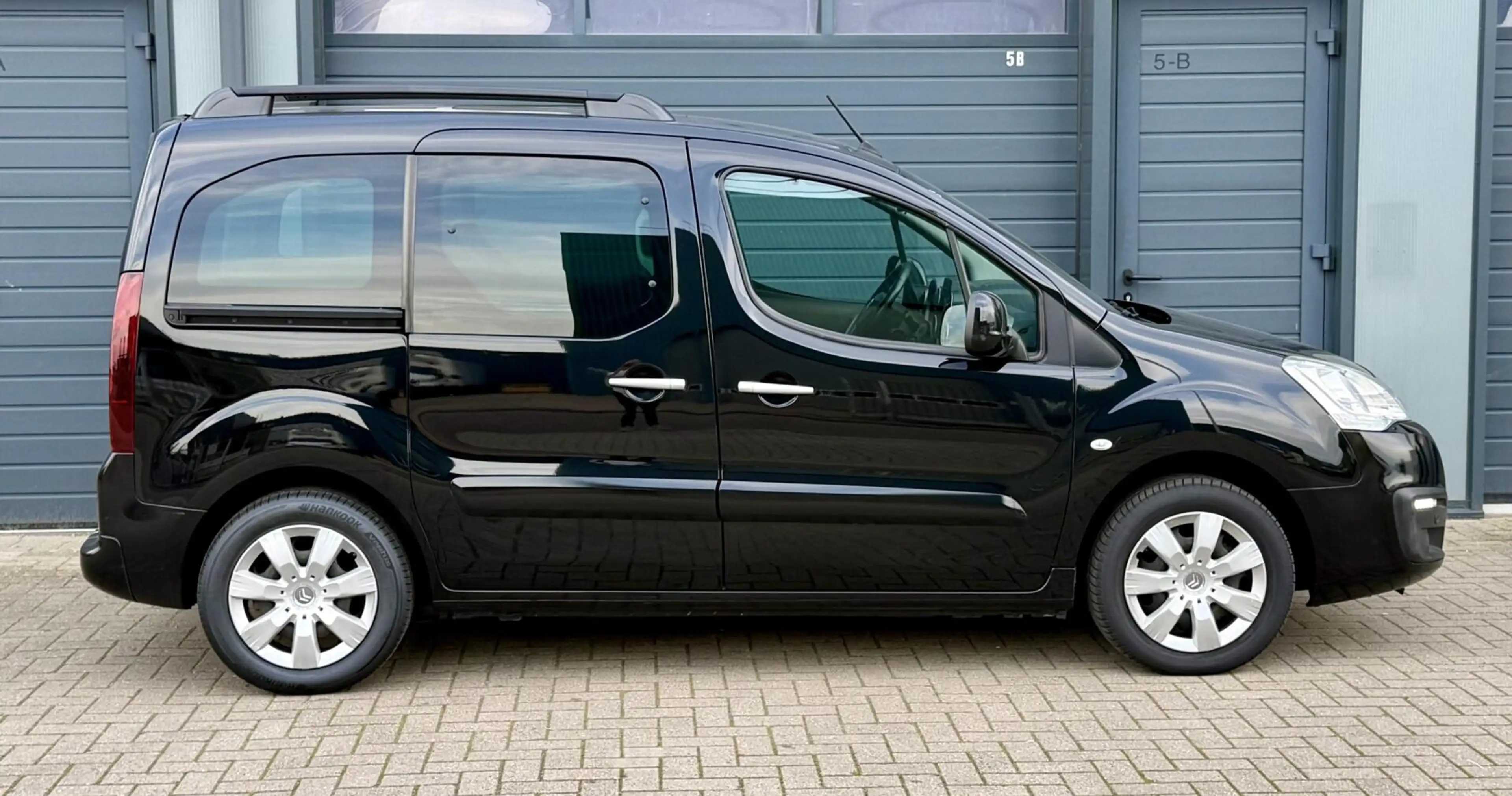 Citroen Berlingo XL 1.2 - 110pk | LAGE KM | 5 Persoons | Benzine | — photo 11