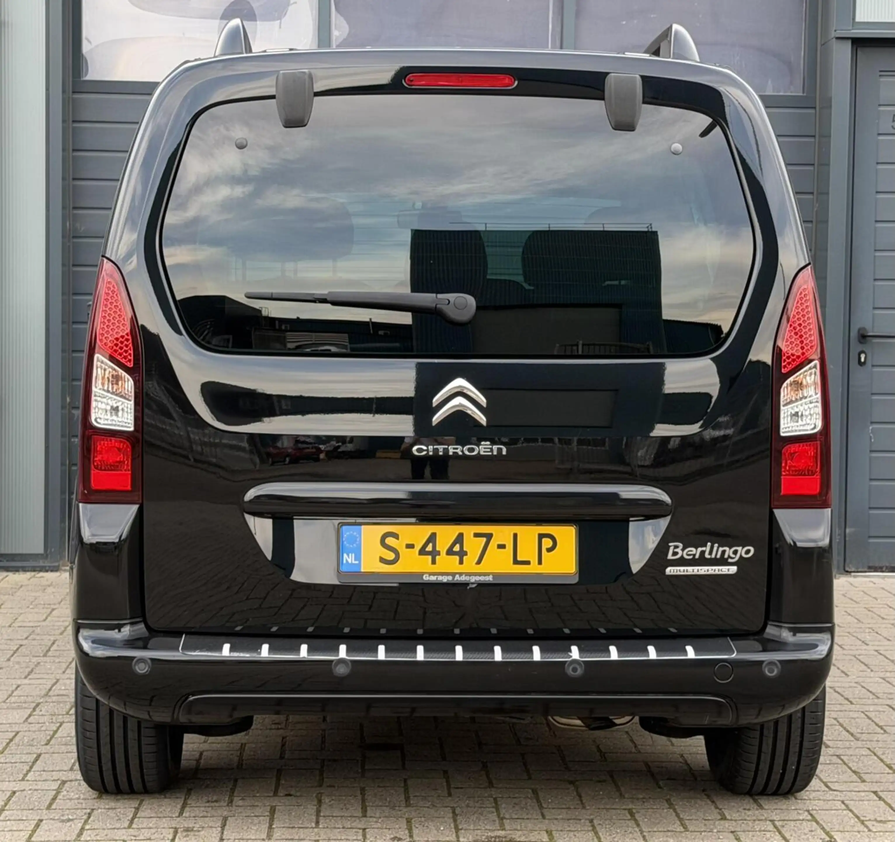 Citroen Berlingo XL 1.2 - 110pk | LAGE KM | 5 Persoons | Benzine | — photo 9