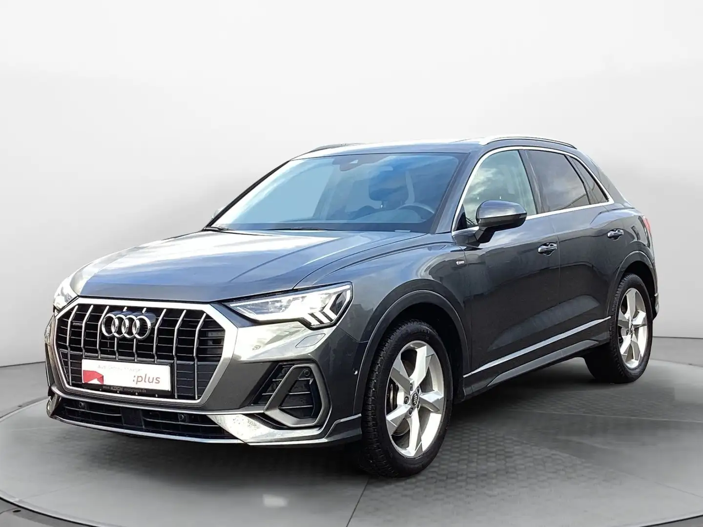 Audi Q3 40 TFSI q. S-Line 2x, Matrix, Assistenzpaket, Grau - 2