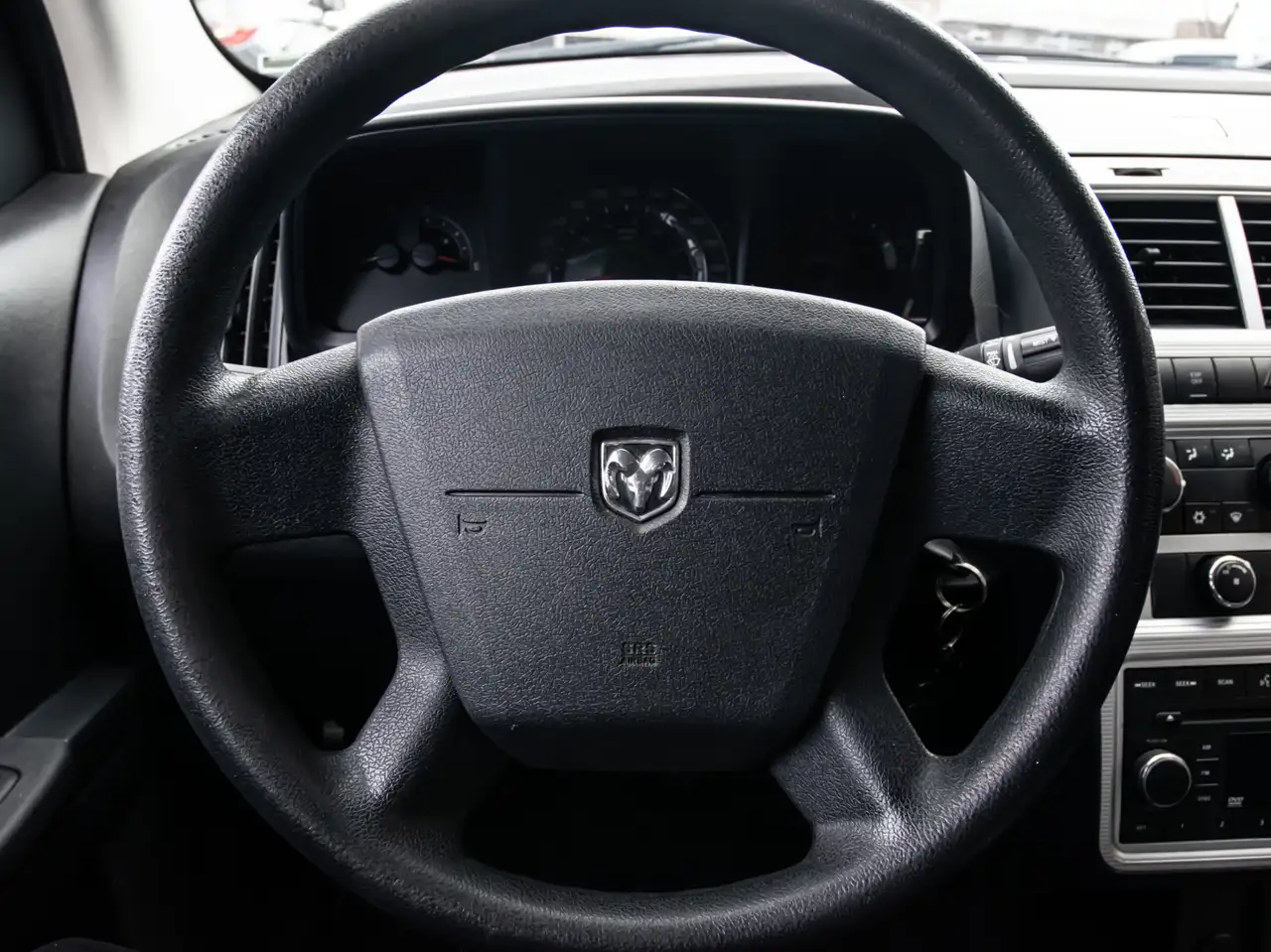 Dodge Journey снимка Dodge Journey