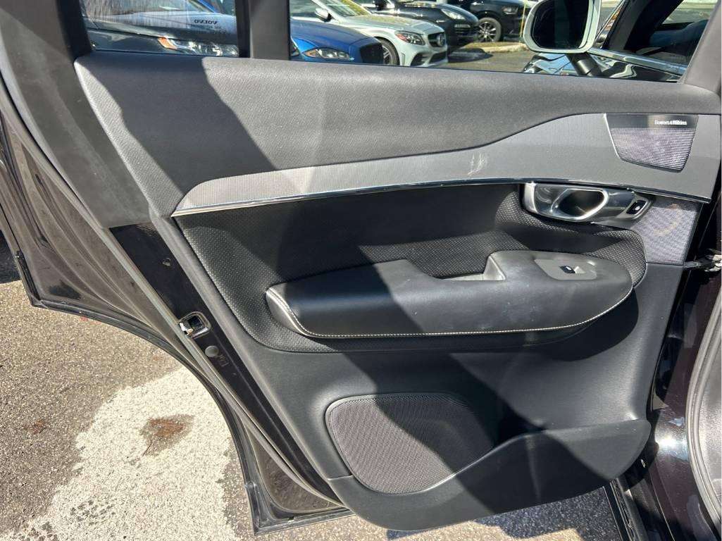 2018 Volvo XC90 R-Design!! BOWERS & WILKINS STEREO!! 6-PASSENGER! thumb 29