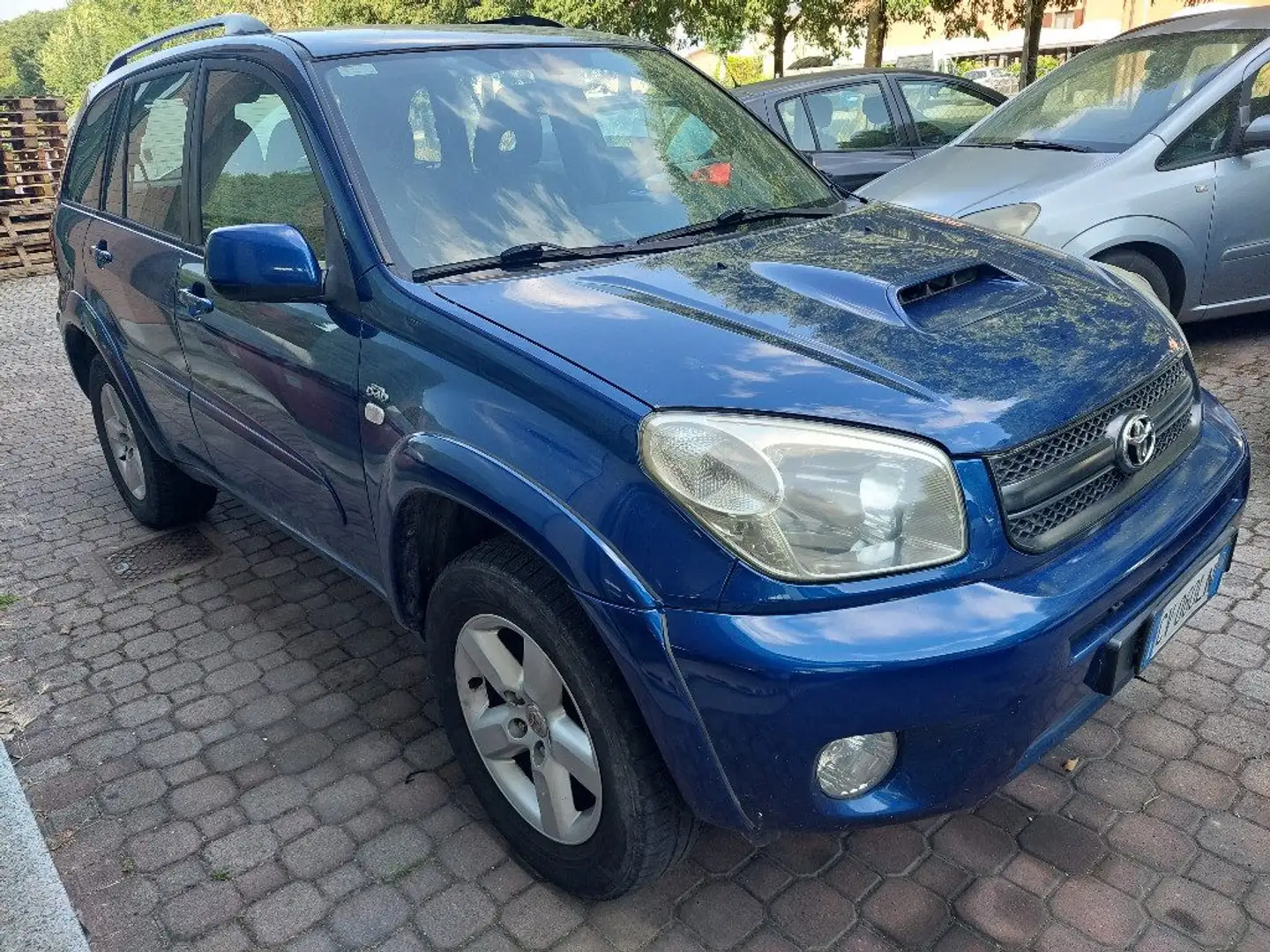 Toyota RAV 4 MY23 RAV4.com 2.0 Tdi D-4D cat 5 porte Sol Azul - 2