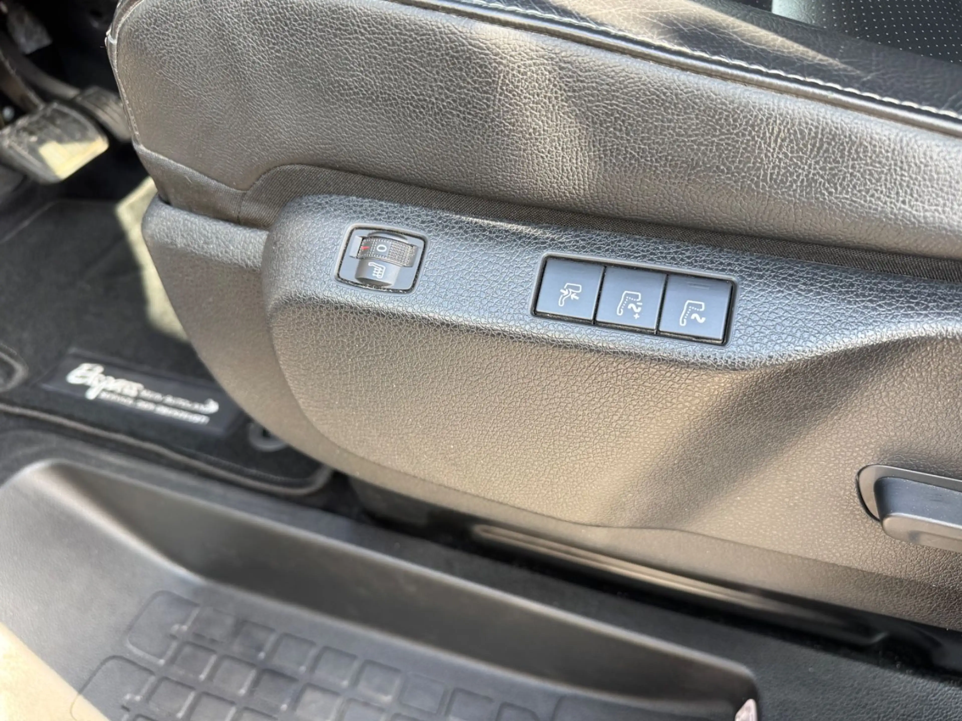Opel Zafira Life Innovation M *LEDER/PANO/AHK/STHZ* — photo 7