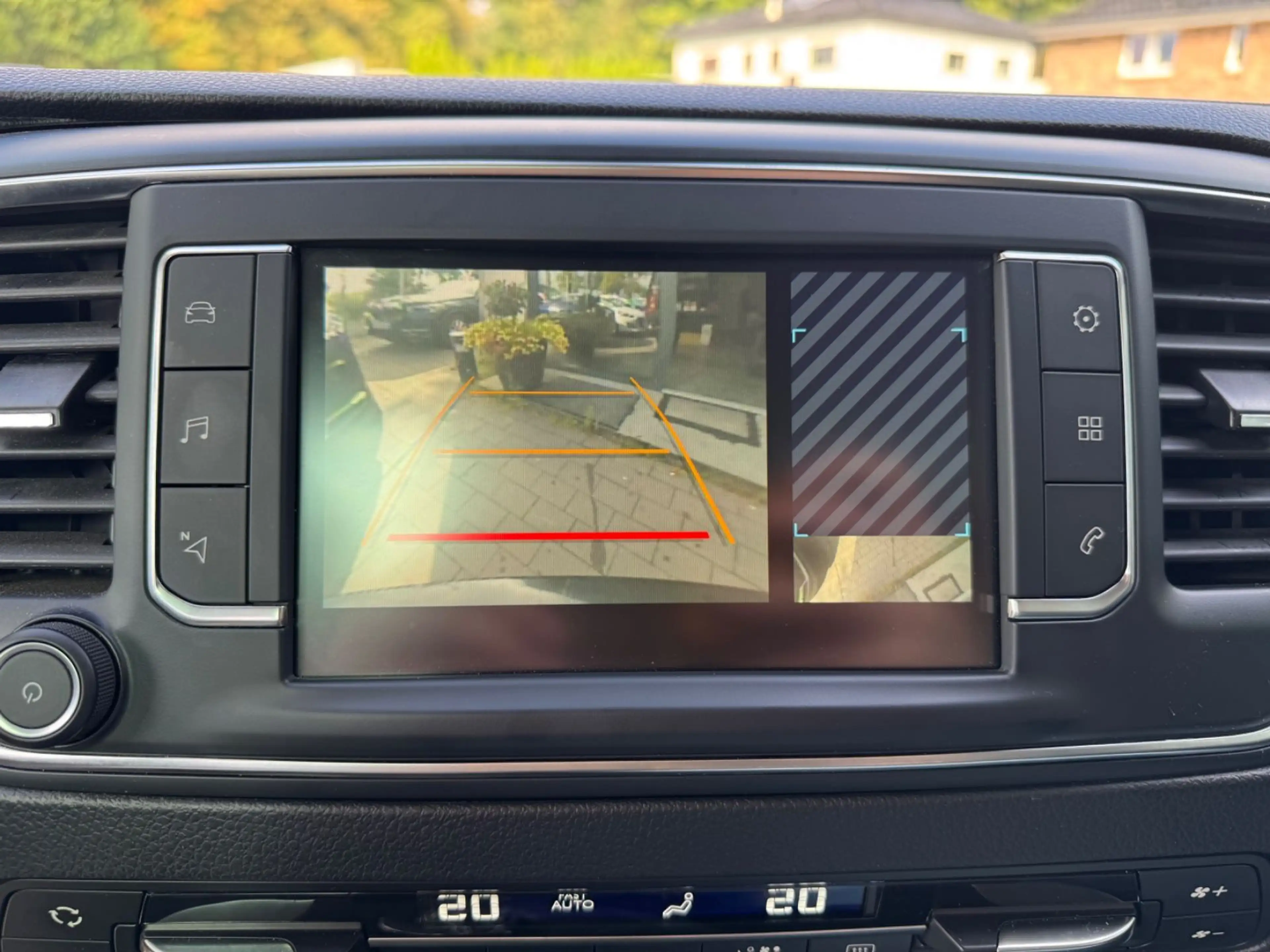 Opel Zafira Life Innovation M *LEDER/PANO/AHK/STHZ* — photo 14