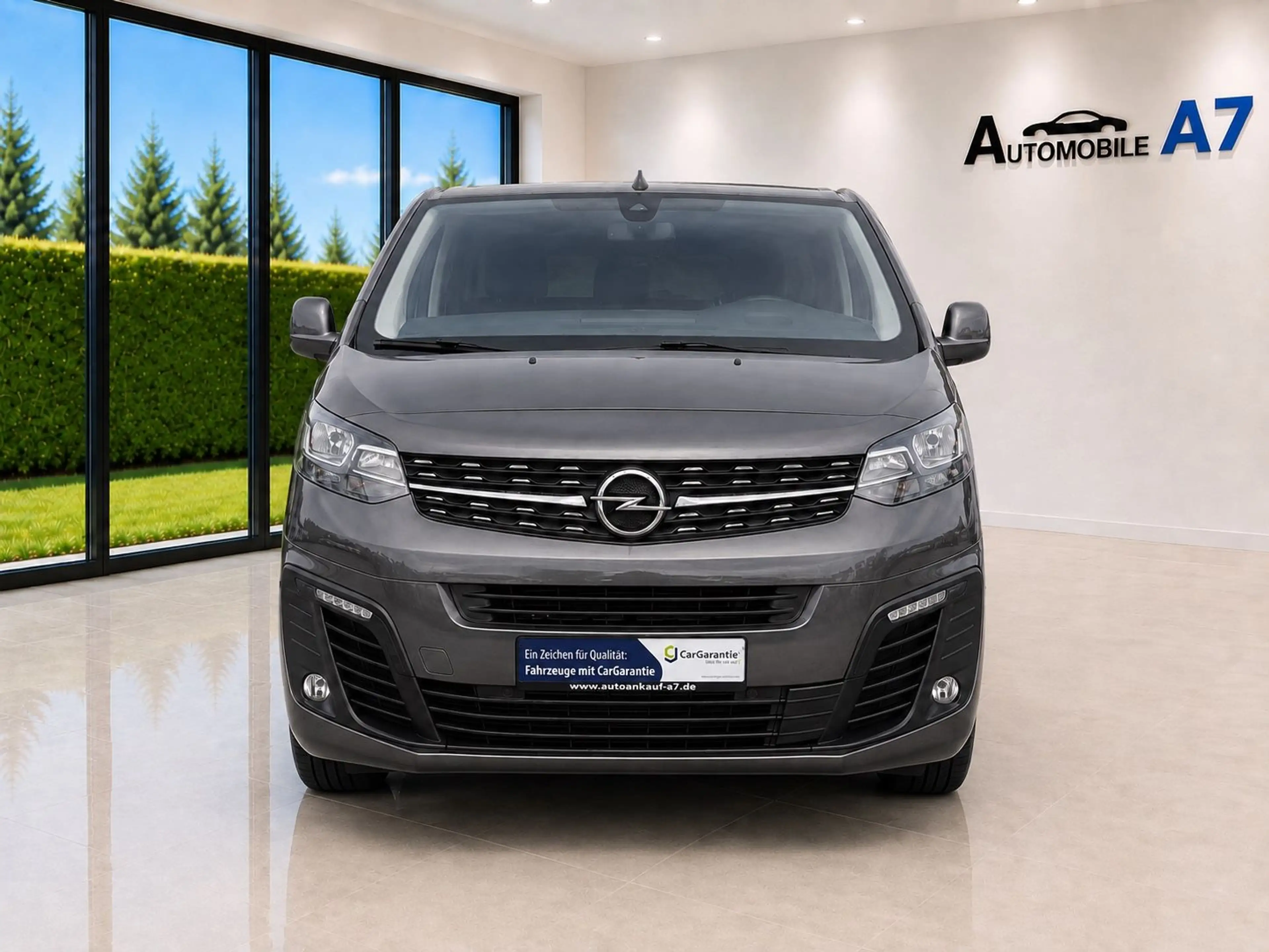 Opel Zafira Life Innovation M *LEDER/PANO/AHK/STHZ* — photo 2
