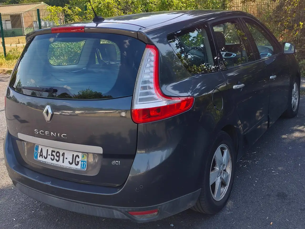 Renault Grand Scenic Grand ScÃ©nic III dCi 130 Alyum 7 pl