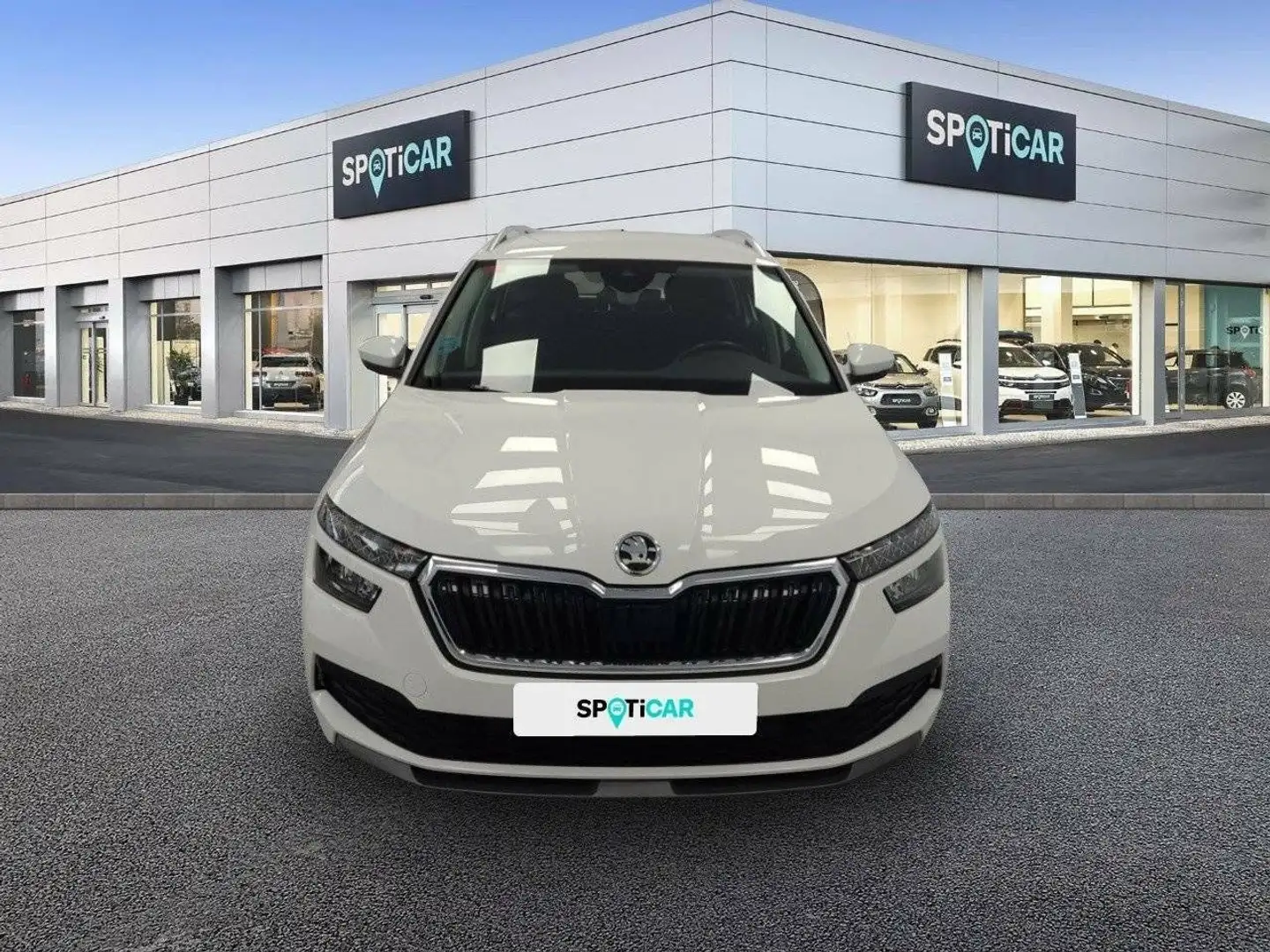 Skoda Kamiq 1.0 TSI Ambition 81kW DSG Weiß - 2