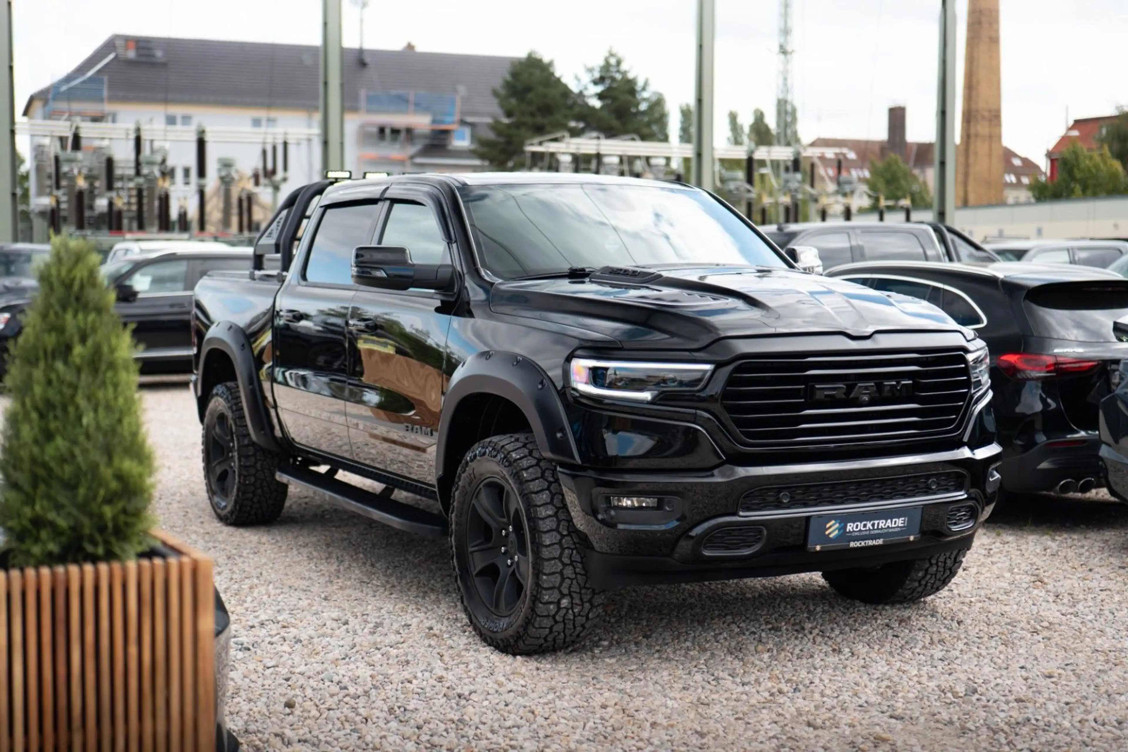 Dodge RAM 5.7 V8 HEMI 4x4 LARAMIE Limited Offroad 19% — photo 4