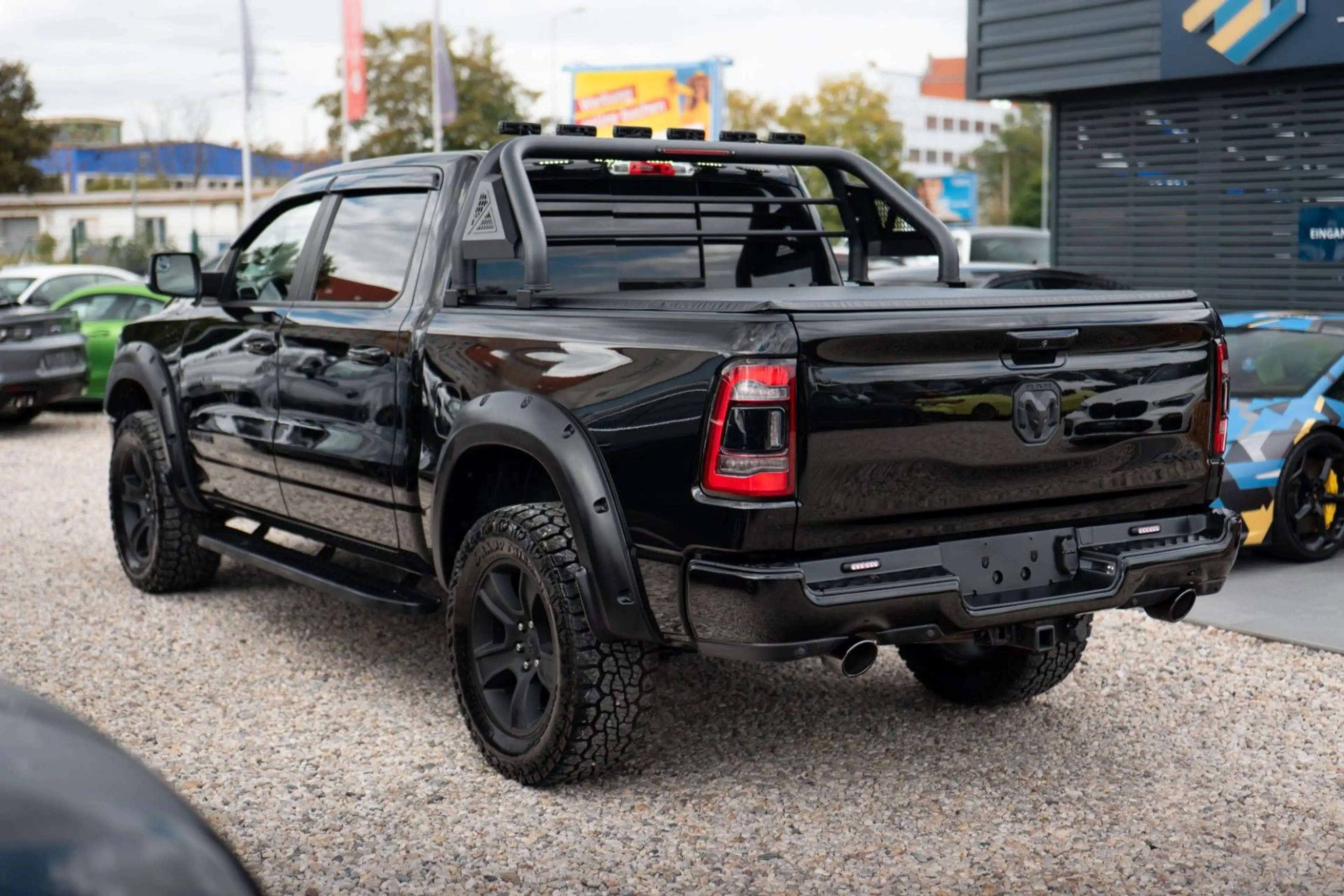 Dodge RAM 5.7 V8 HEMI 4x4 LARAMIE Limited Offroad 19% — photo 8