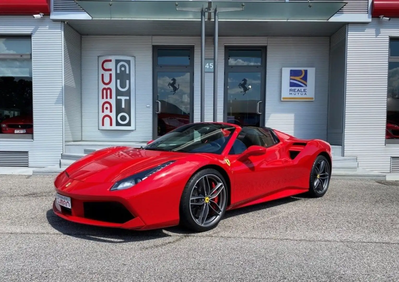 Ferrari 488 Spider Rojo - 1