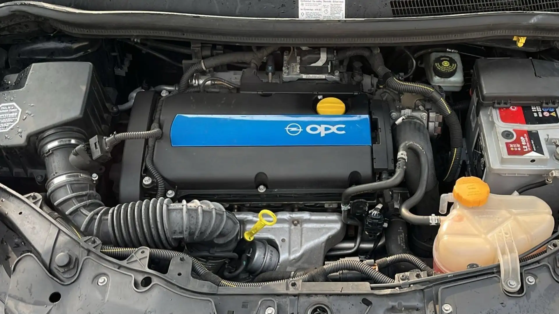 Opel Corsa 3p 1.6 turbo Opc 192cv - 2