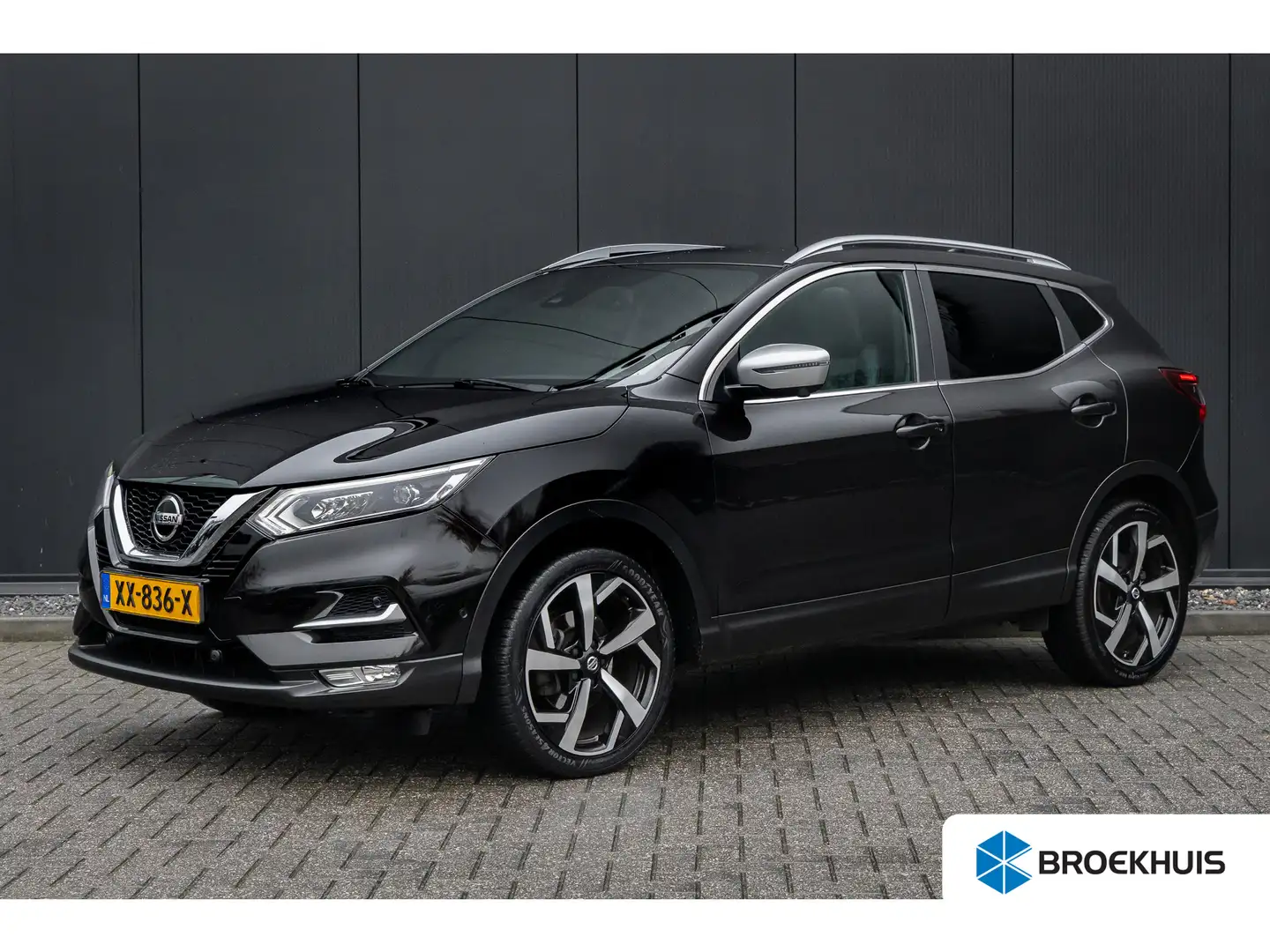 Nissan Qashqai 1.2 Tekna + | Pano-dak | Bose audio | Memory stoel Zwart - 1