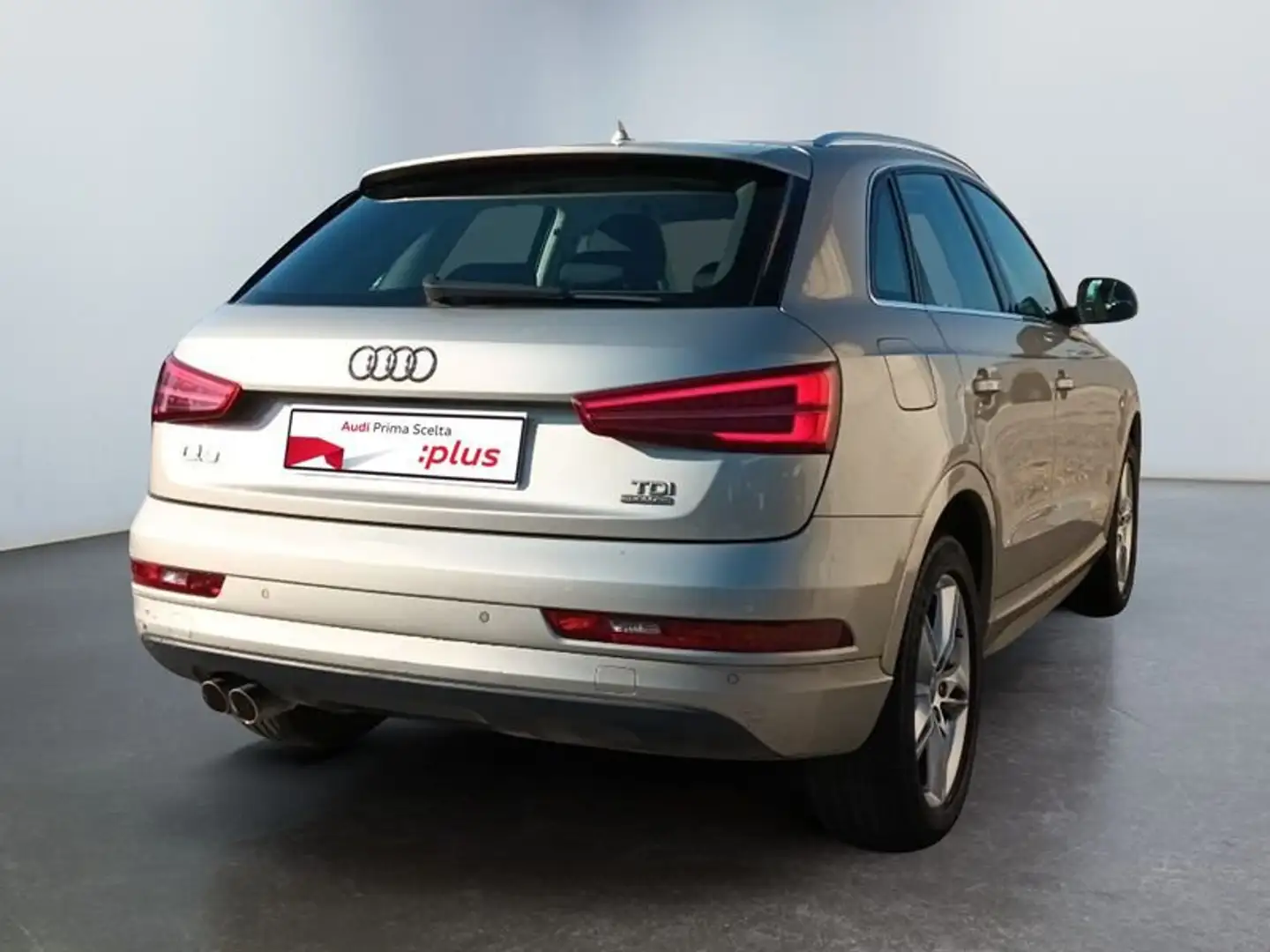 Audi Q3 2.0 TDI 150 CV quattro S tronic edition Sport Argento - 2