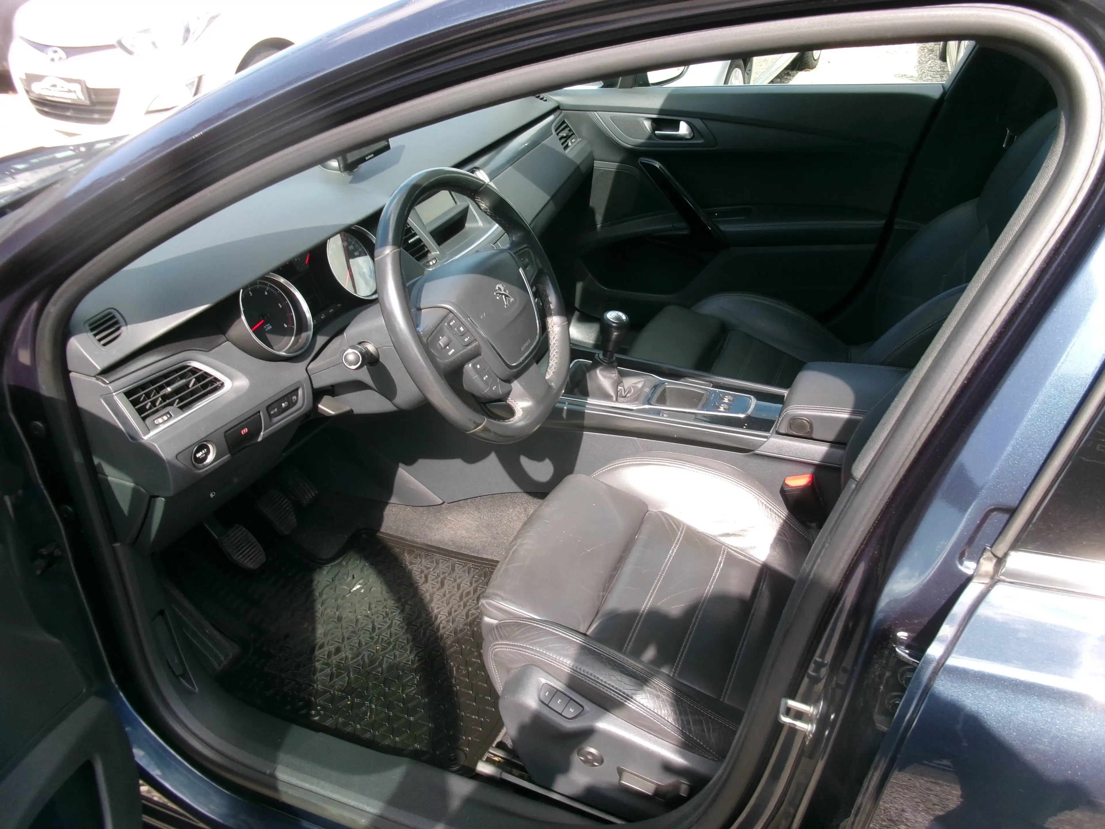 Peugeot 508 508 2,0 HDI Allure — photo 5