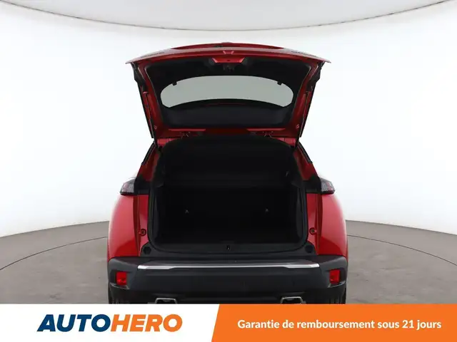 Peugeot 2008 view 16