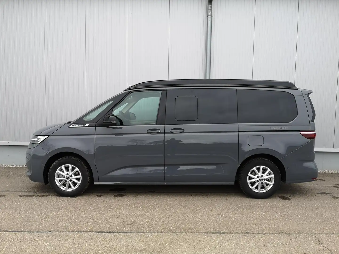 Volkswagen T7 California Beach (MV Cali) 2.0TDI DSG GV5 High+ 110 kW (15... Grau - 2