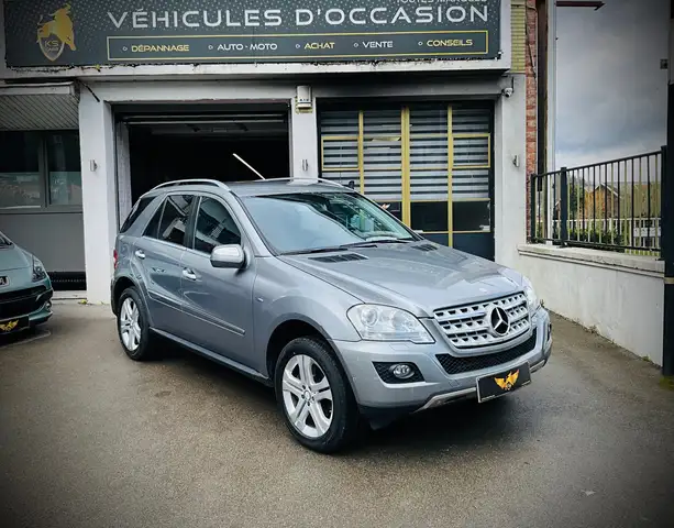 Mercedes-Benz ML 300 ML 300 CDI BlueEFFICIENCY