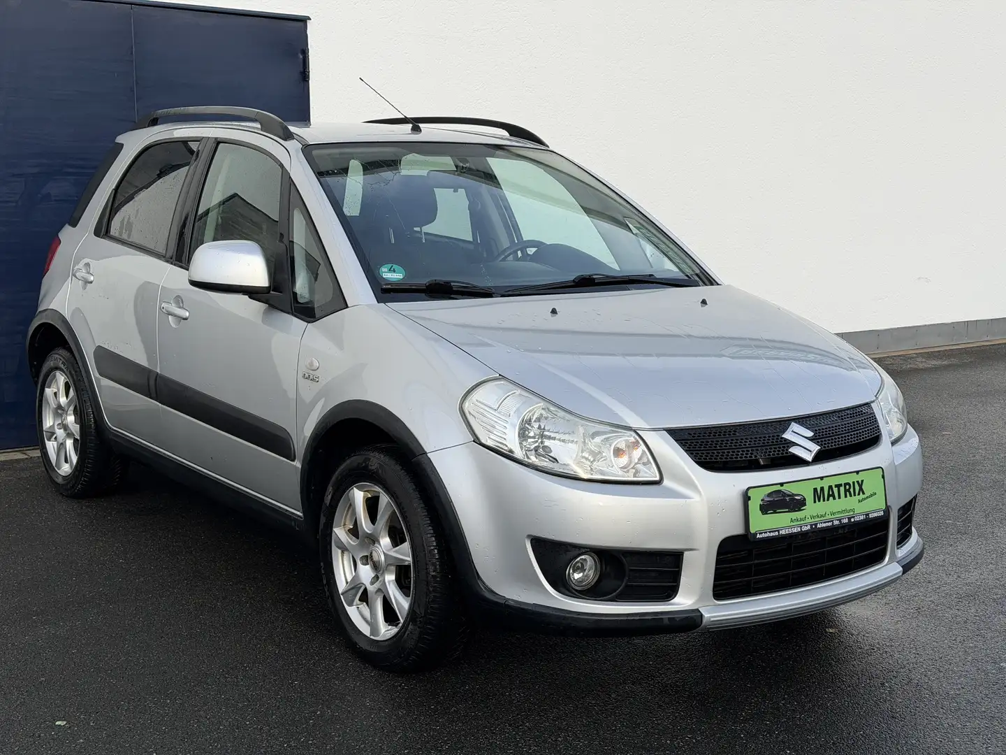 Suzuki SX4 Club Gris - 2